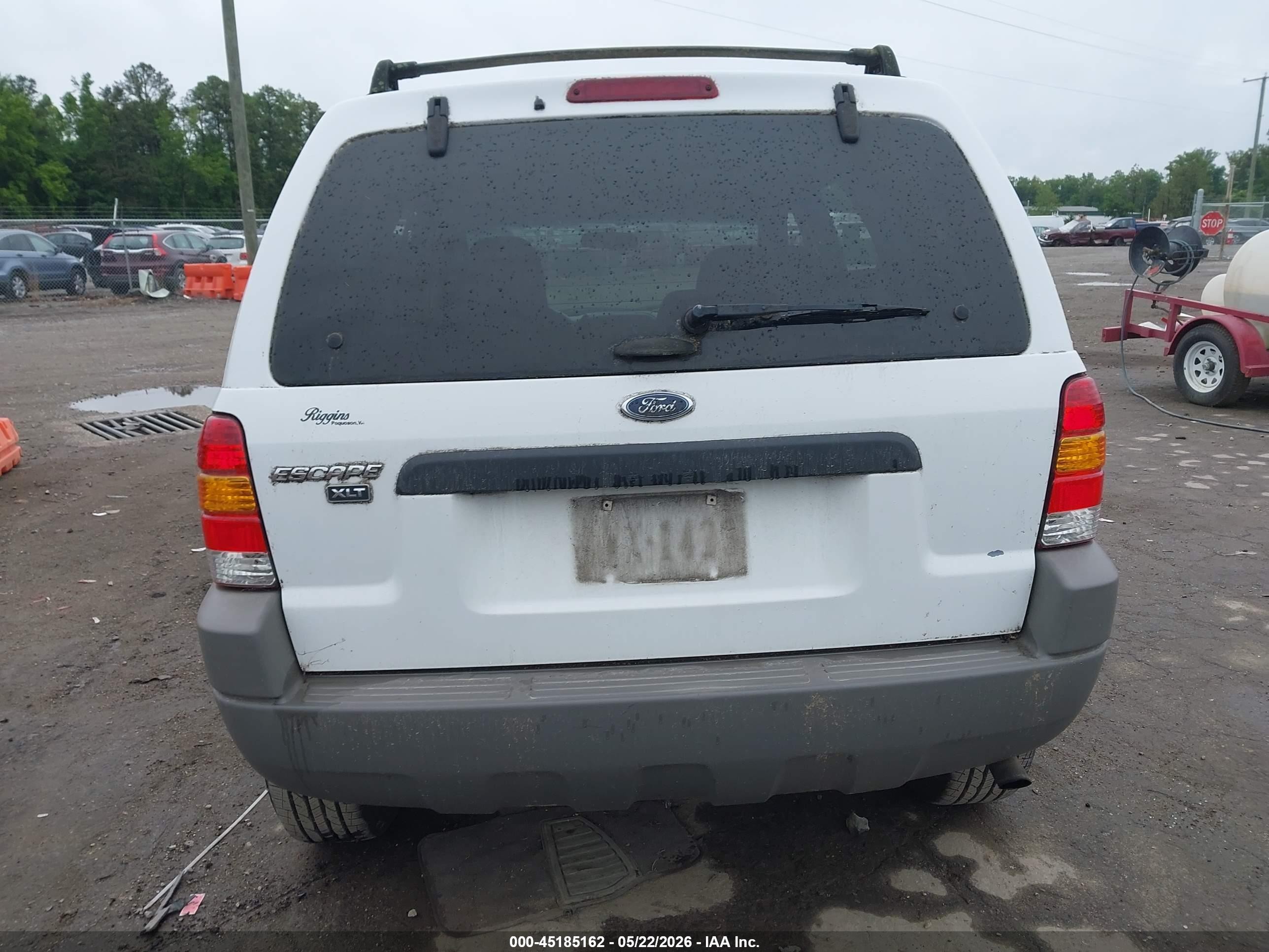 2002 Ford Escape Xlt White vin: 1FMYU03172KB37967