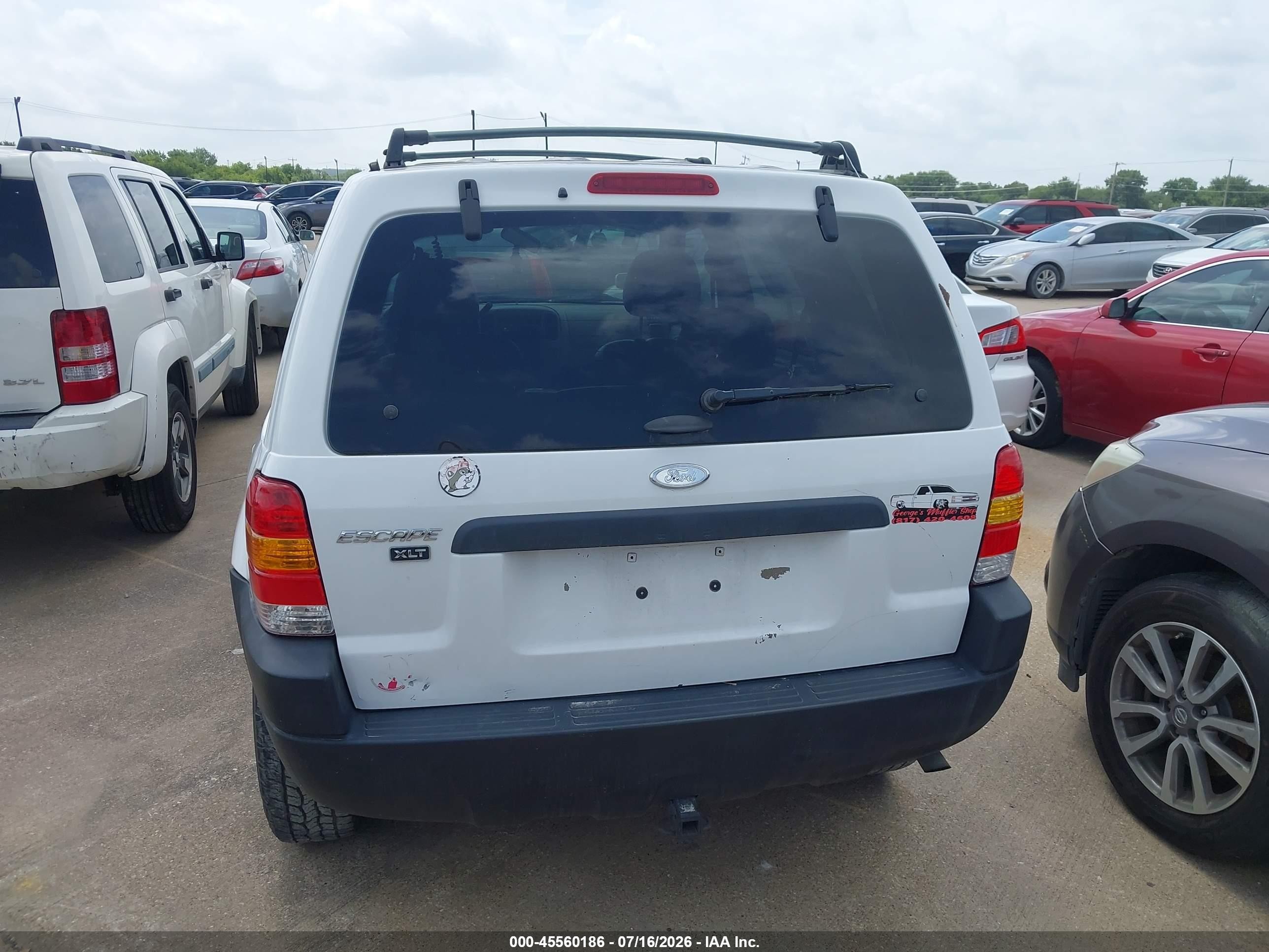 2003 Ford Escape Xlt Белый vin: 1FMYU03173KB34682