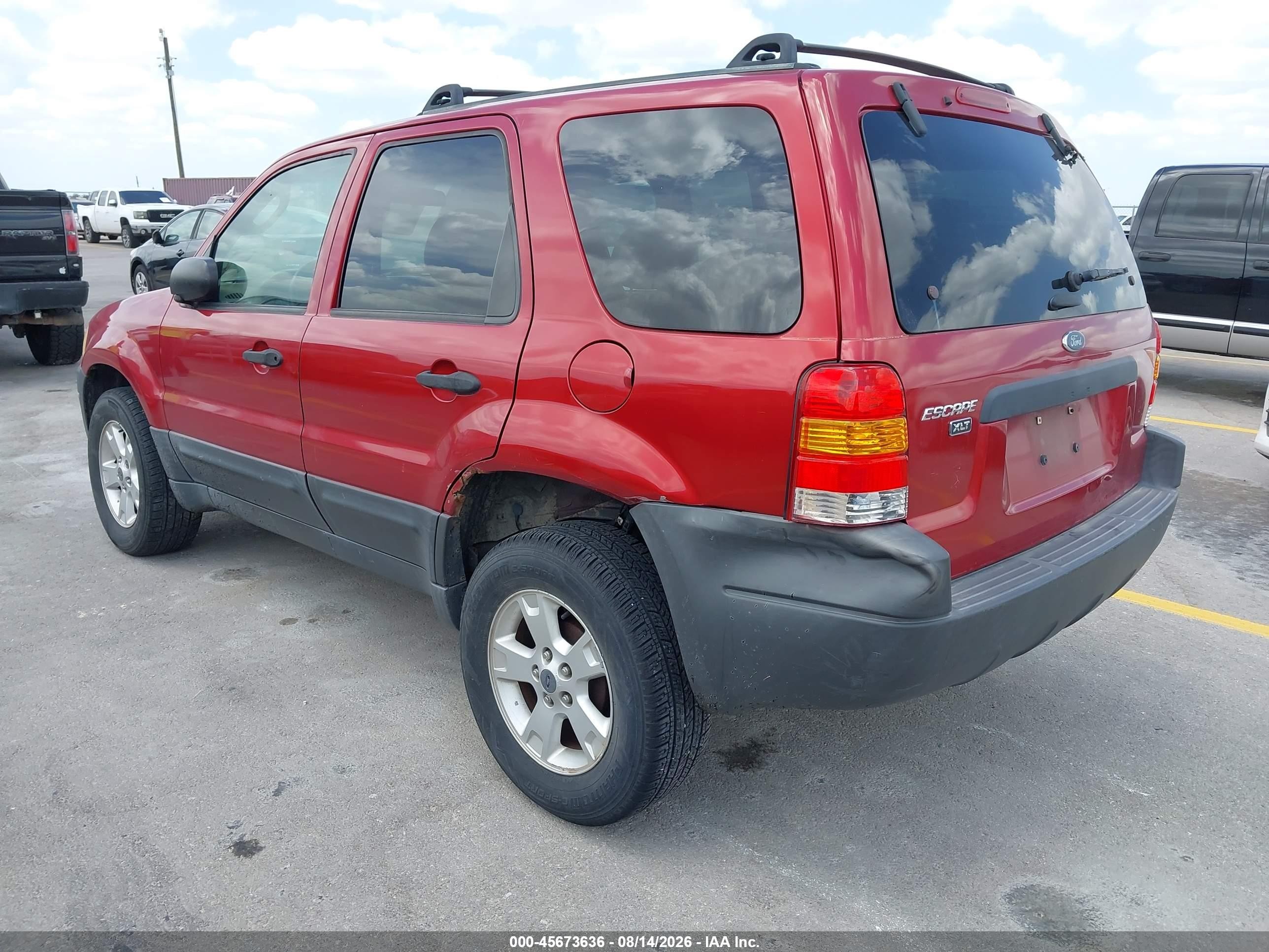 2004 Ford Escape Xlt Red vin: 1FMYU03174KA42649