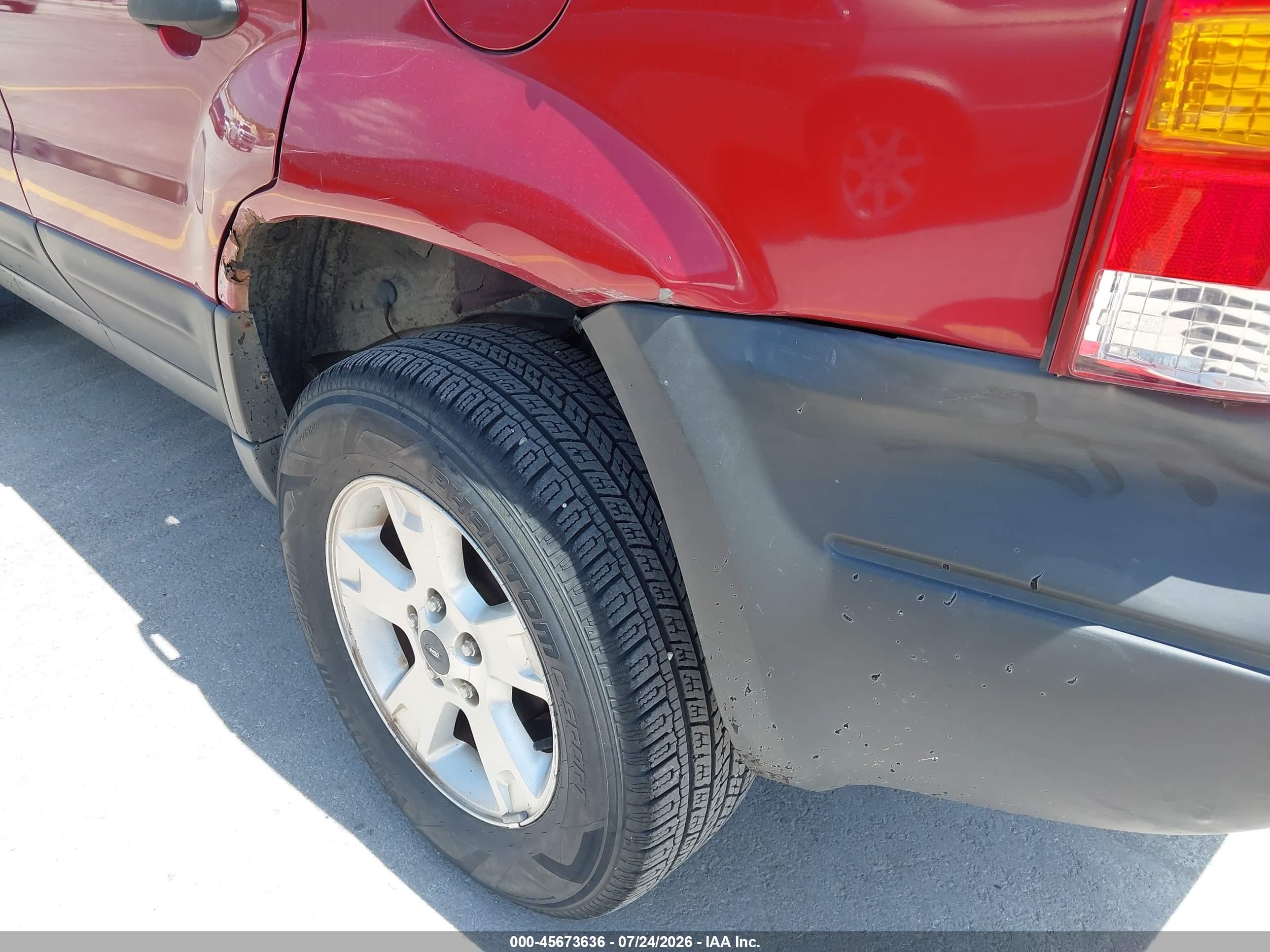 2004 Ford Escape Xlt Red vin: 1FMYU03174KA42649