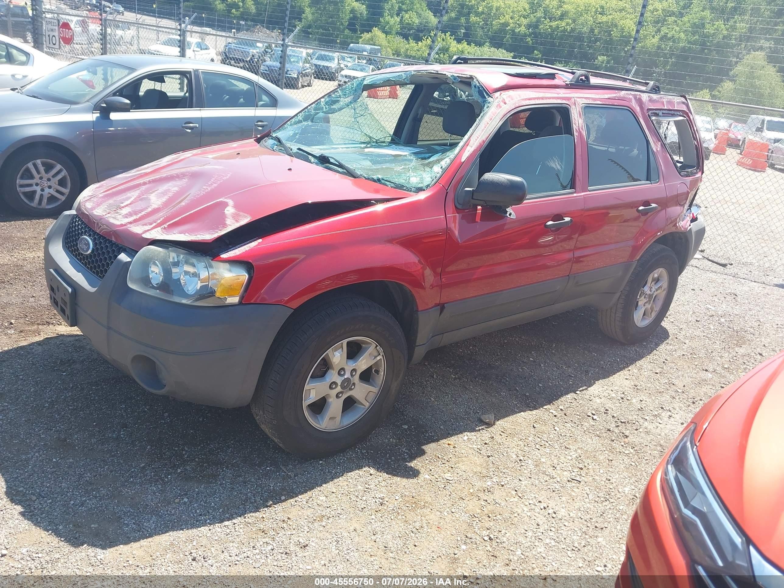 2005 Ford Escape Xlt Red vin: 1FMYU03175DA06417