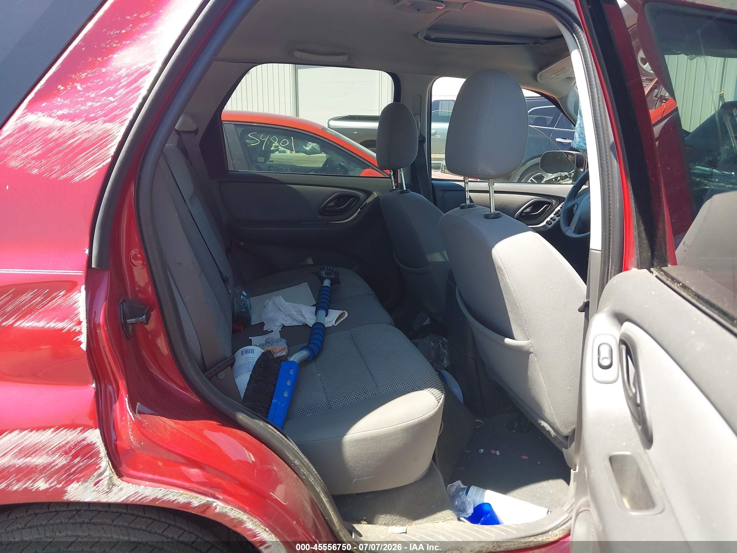 2005 Ford Escape Xlt Red vin: 1FMYU03175DA06417