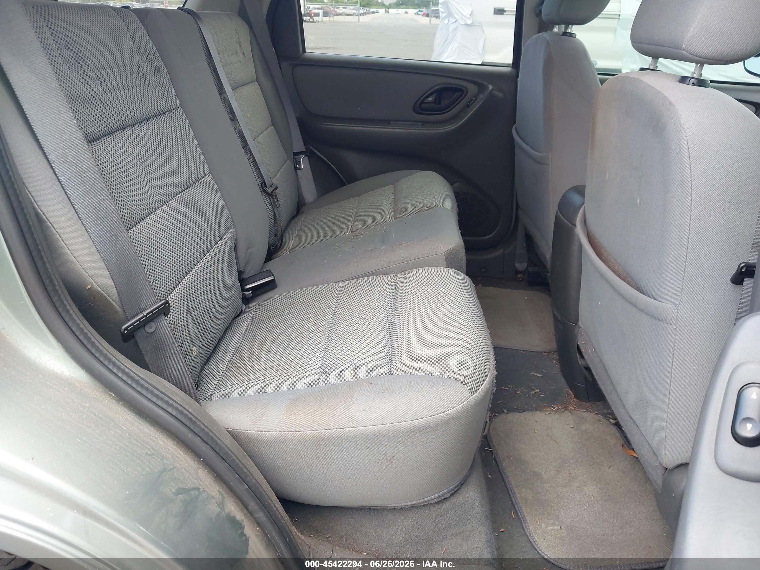 2005 Ford Escape Xlt Light Blue vin: 1FMYU03175KB06996