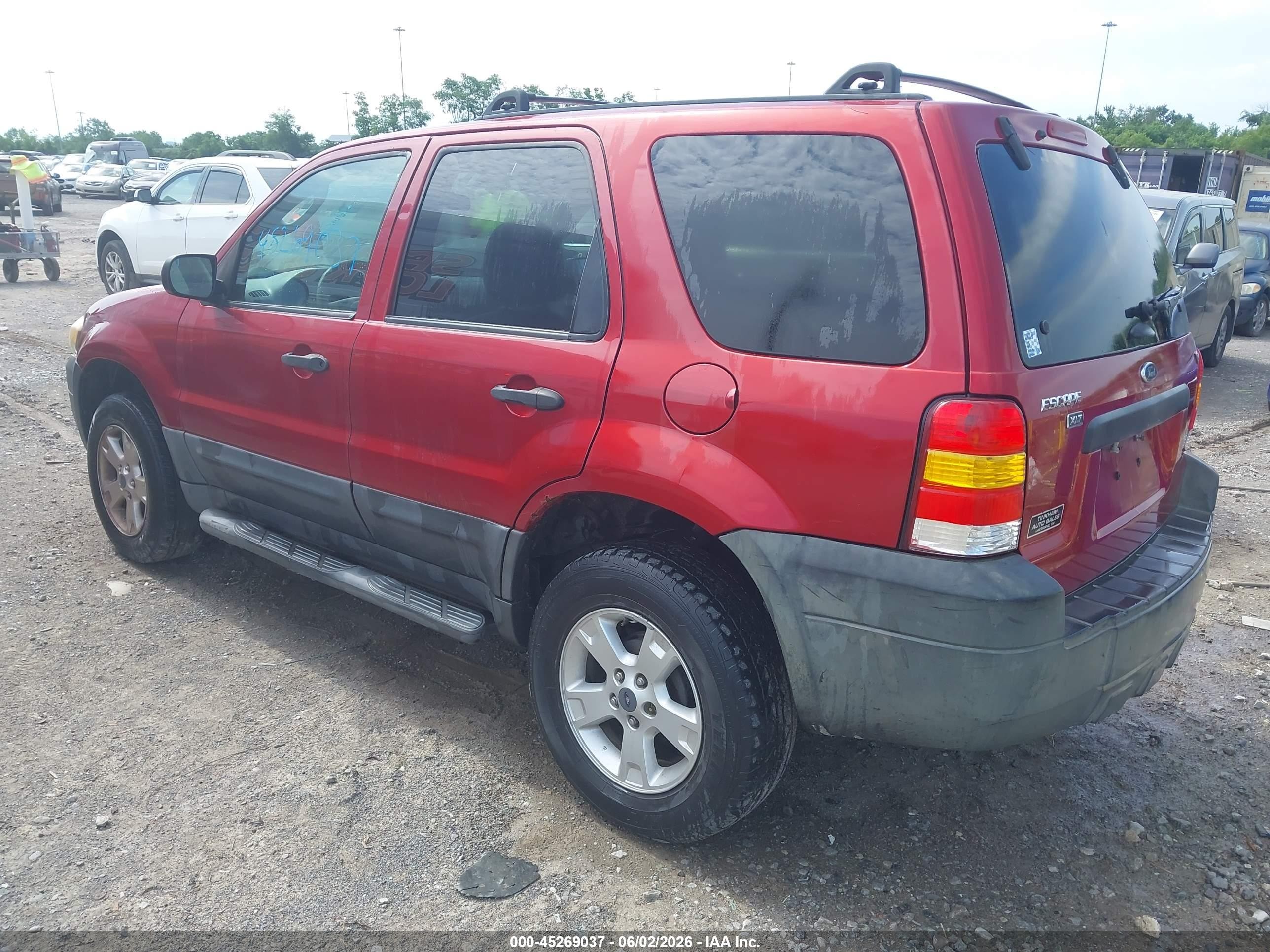 2006 Ford Escape   Красный vin: 1FMYU03176KB37666