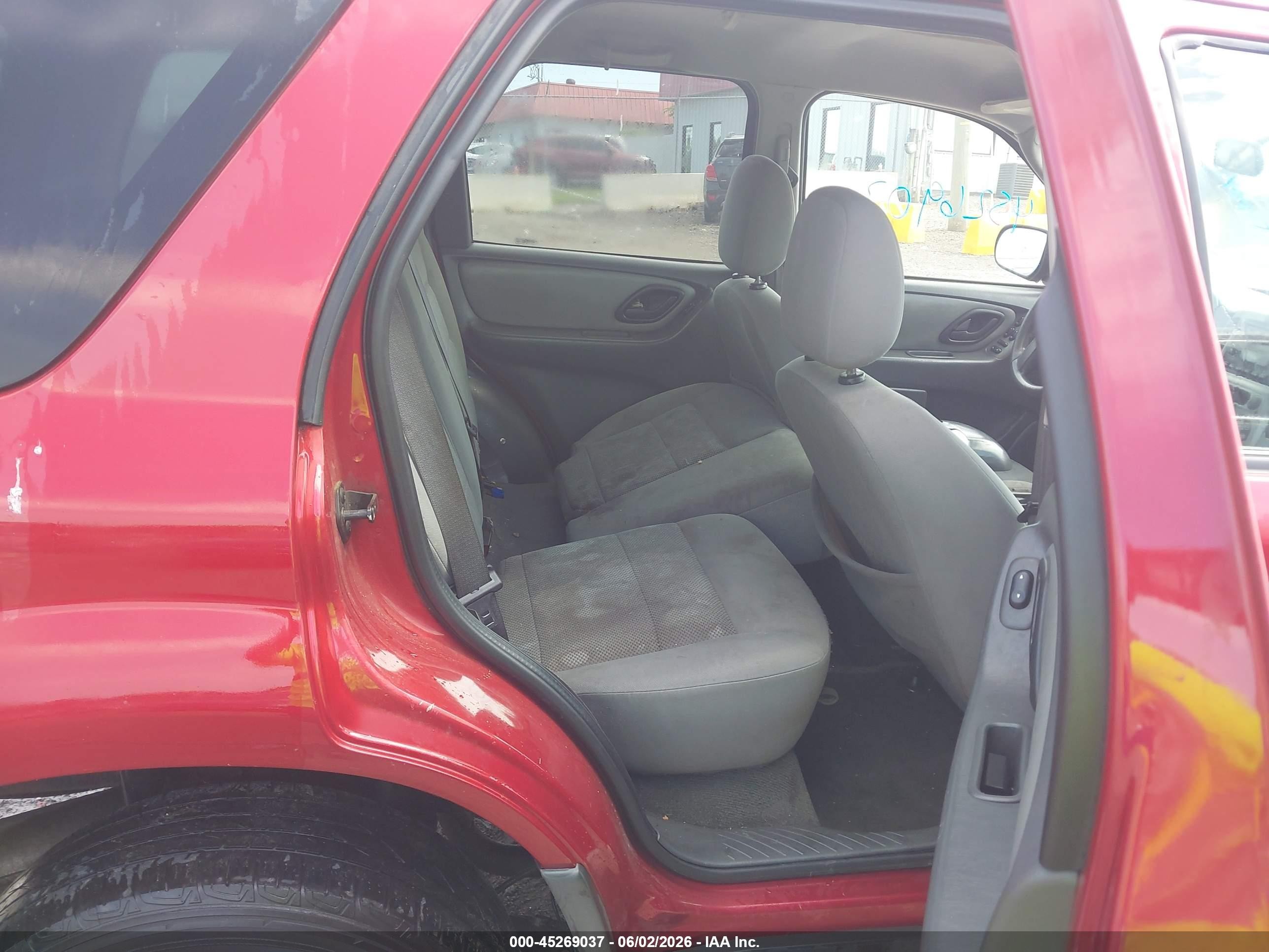 2006 Ford Escape   Красный vin: 1FMYU03176KB37666