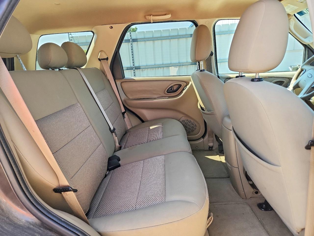 2007 Ford Escape Xlt Charcoal vin: 1FMYU03177KA99003