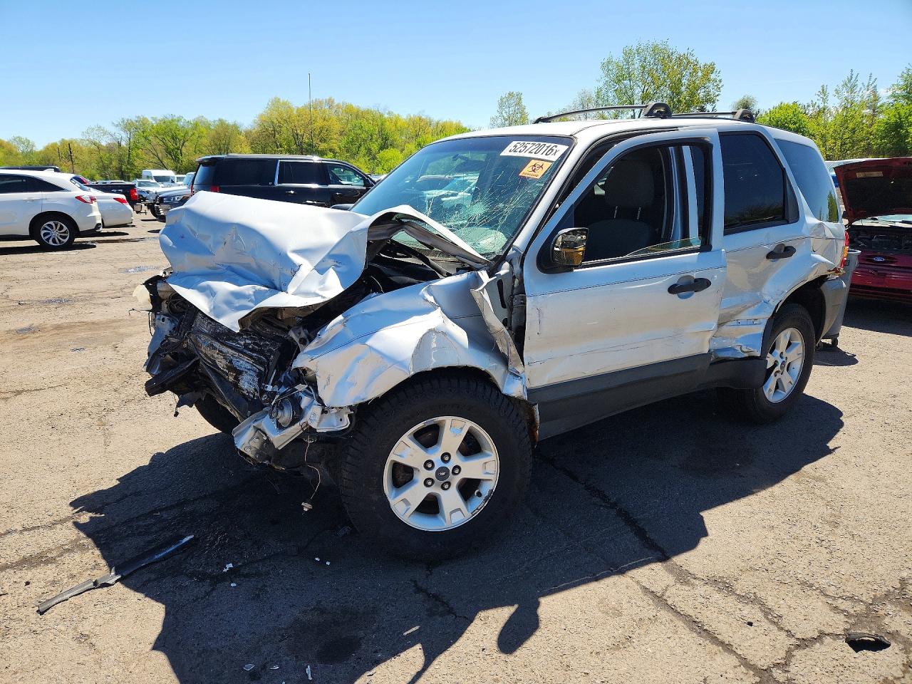 2007 Ford Escape Xlt Серебряный vin: 1FMYU03177KB25602
