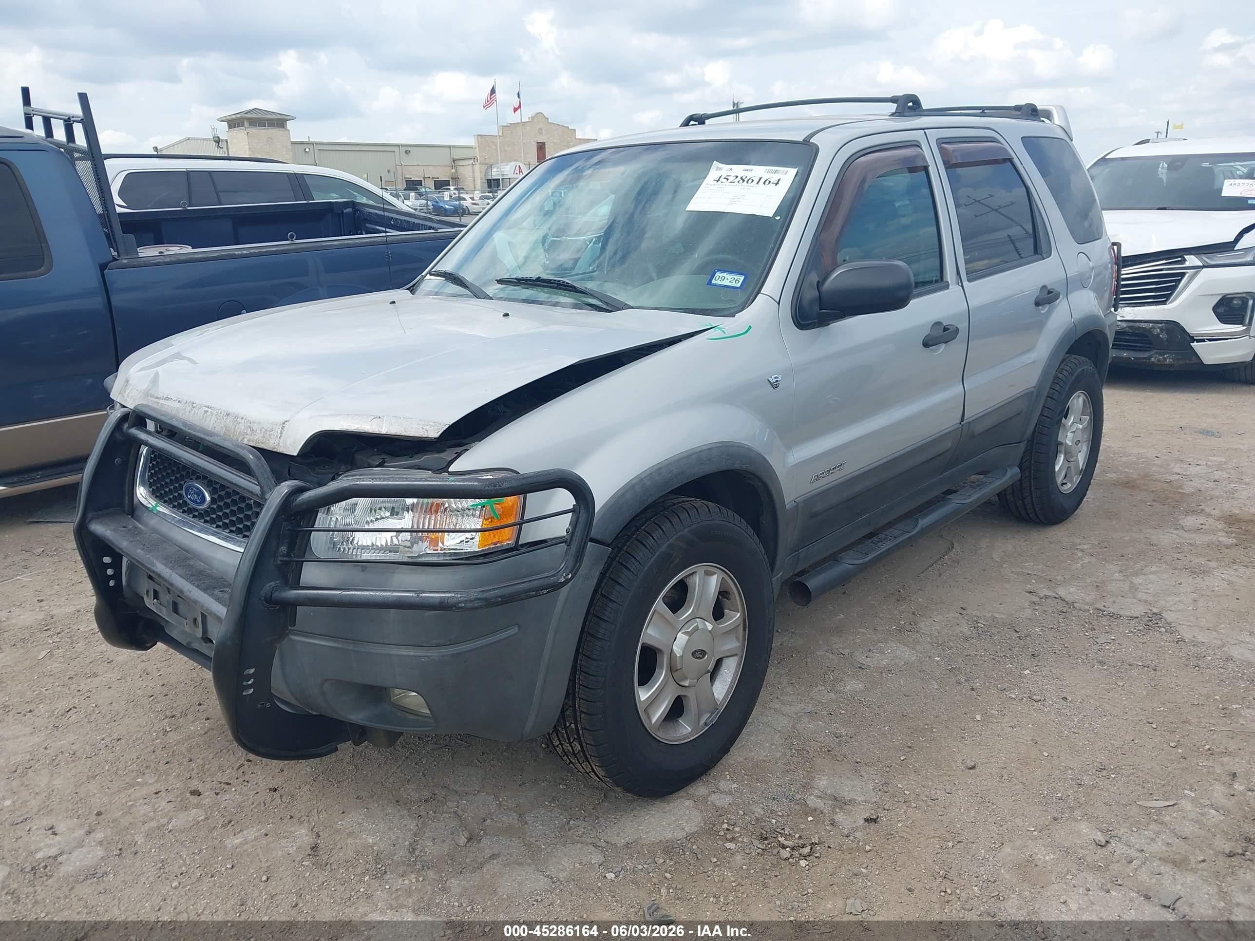2002 Ford Escape Xlt Silver vin: 1FMYU03182KA38767