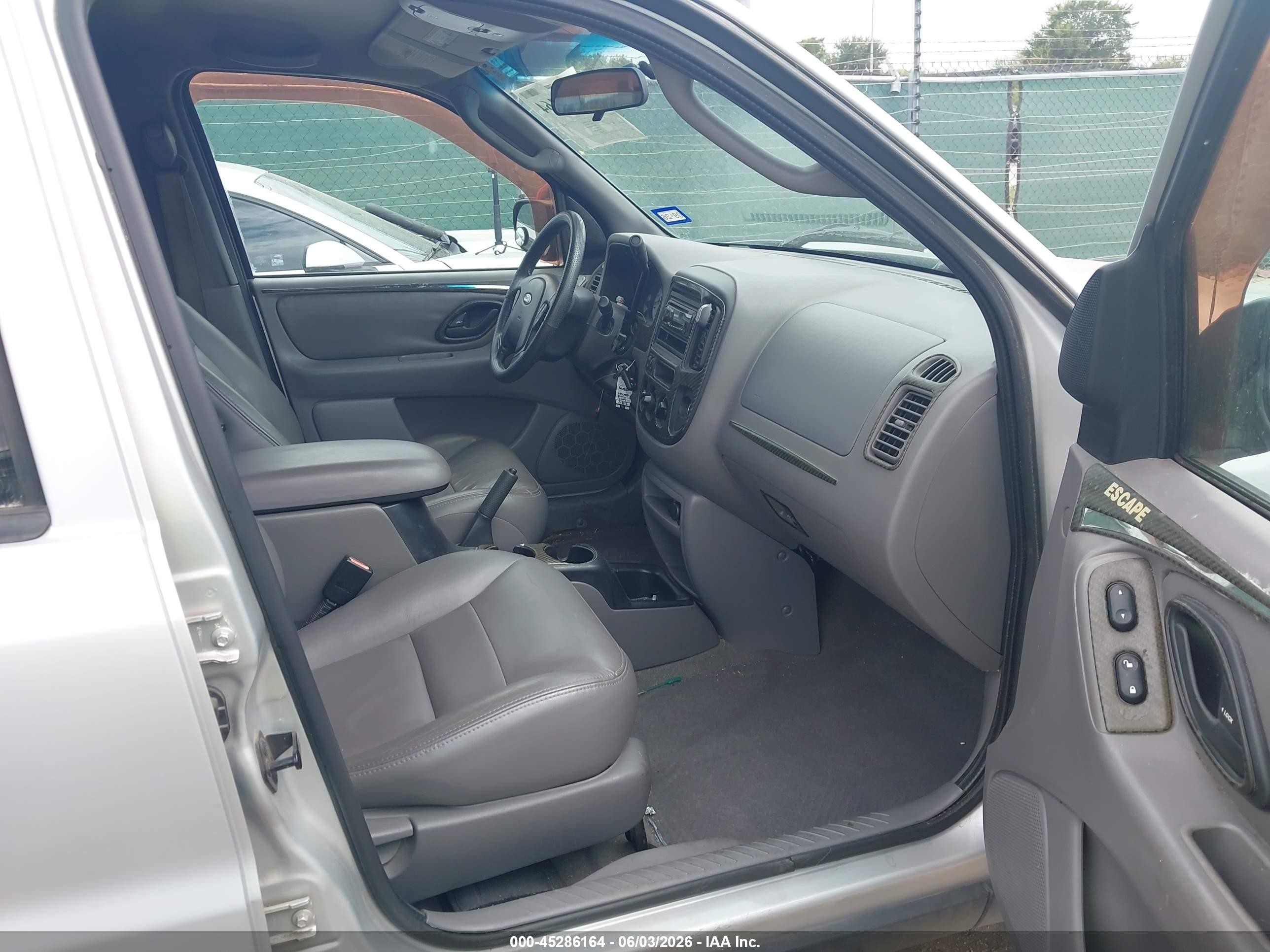 2002 Ford Escape Xlt Silver vin: 1FMYU03182KA38767