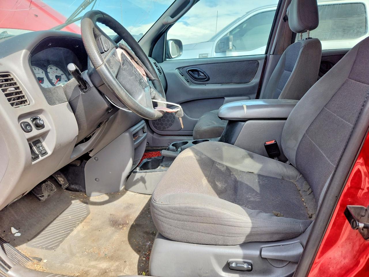 2002 Ford Escape Xlt Red vin: 1FMYU03182KA43242