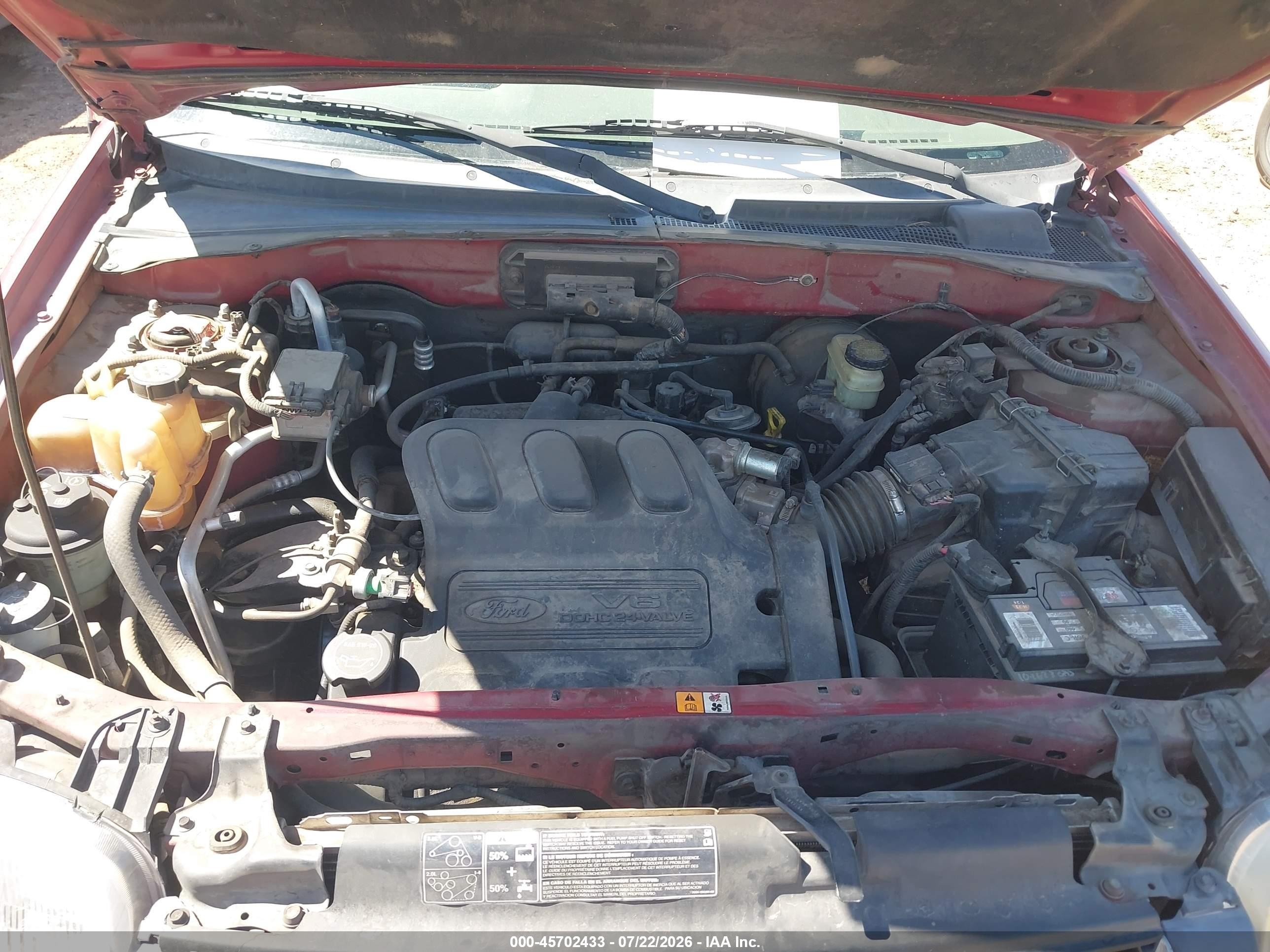 2004 Ford Escape Xlt Red vin: 1FMYU03184KA41400