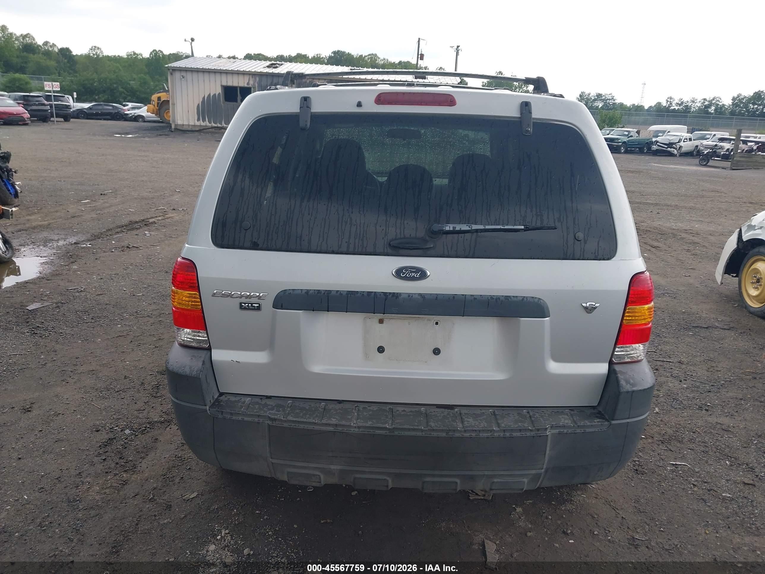 2005 Ford Escape Xlt Silver vin: 1FMYU03185KB28666
