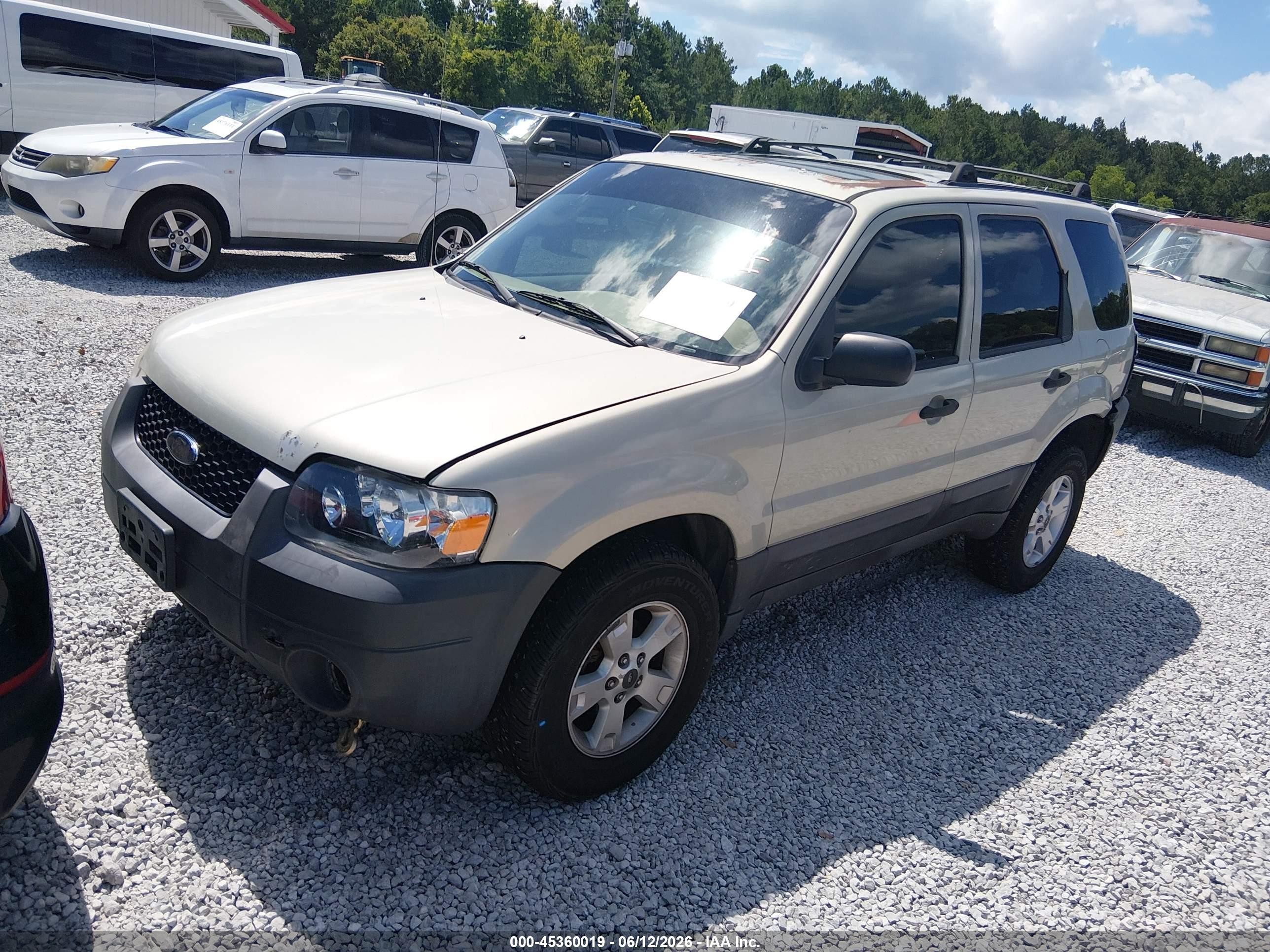 2005 Ford Escape Xlt Silver vin: 1FMYU03185KD74049