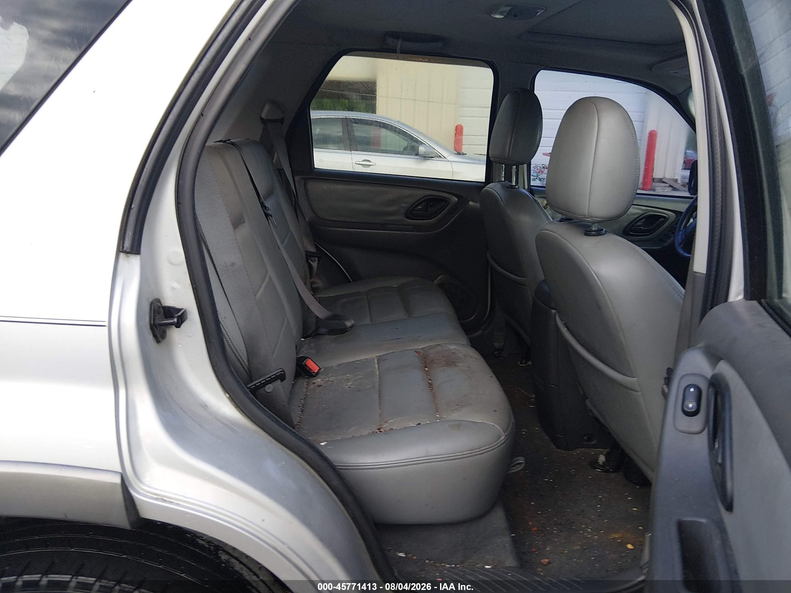 2005 Ford Escape Xlt Серый vin: 1FMYU03195KA56571