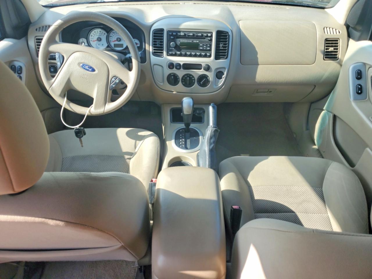 2007 Ford Escape Xlt Burgundy vin: 1FMYU03197KA20012