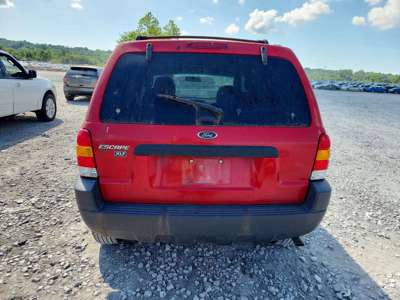 2002 Ford Escape Xlt Red vin: 1FMYU031X2KC61389