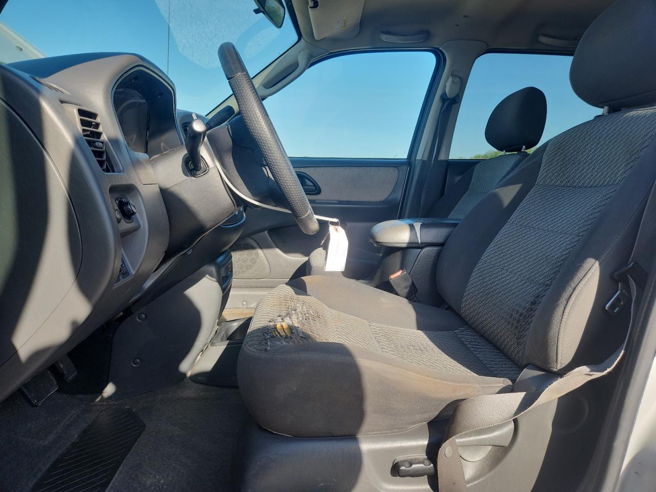 2004 Ford Escape Gray vin: 1FMYU031X4KA15249