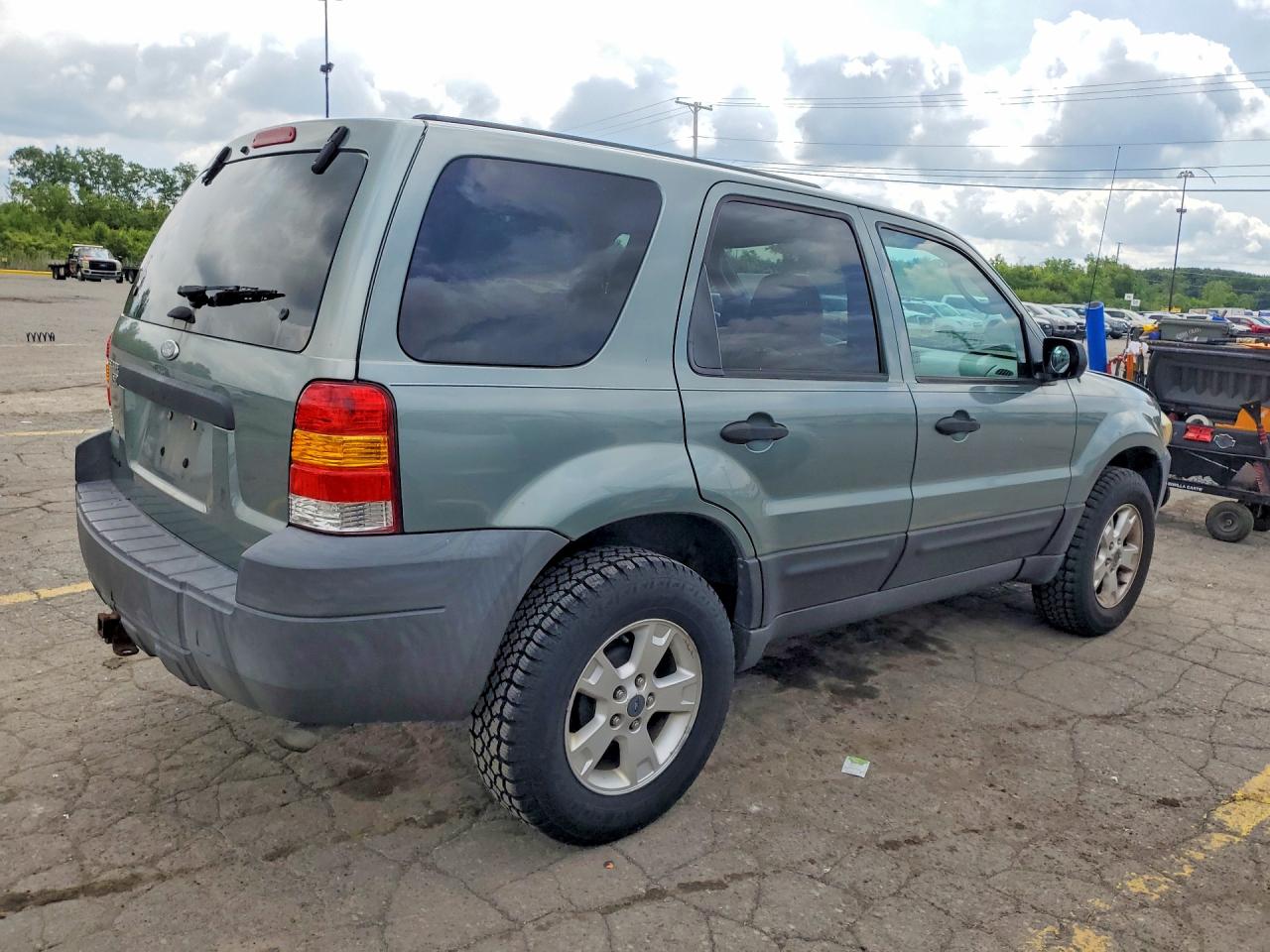 2005 Ford Escape Xlt Зеленый vin: 1FMYU031X5DA15824