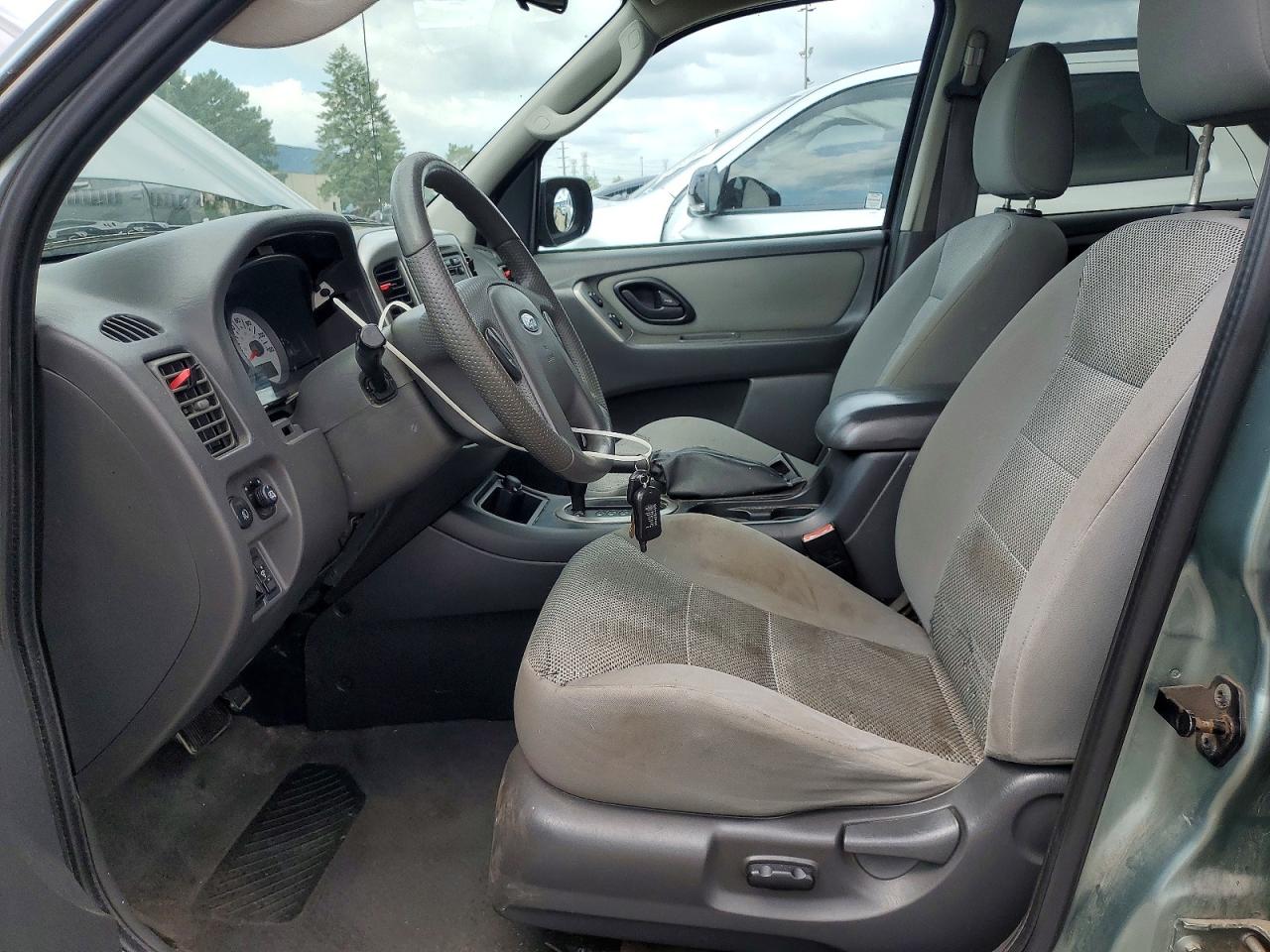 2005 Ford Escape Xlt Зеленый vin: 1FMYU031X5DA15824