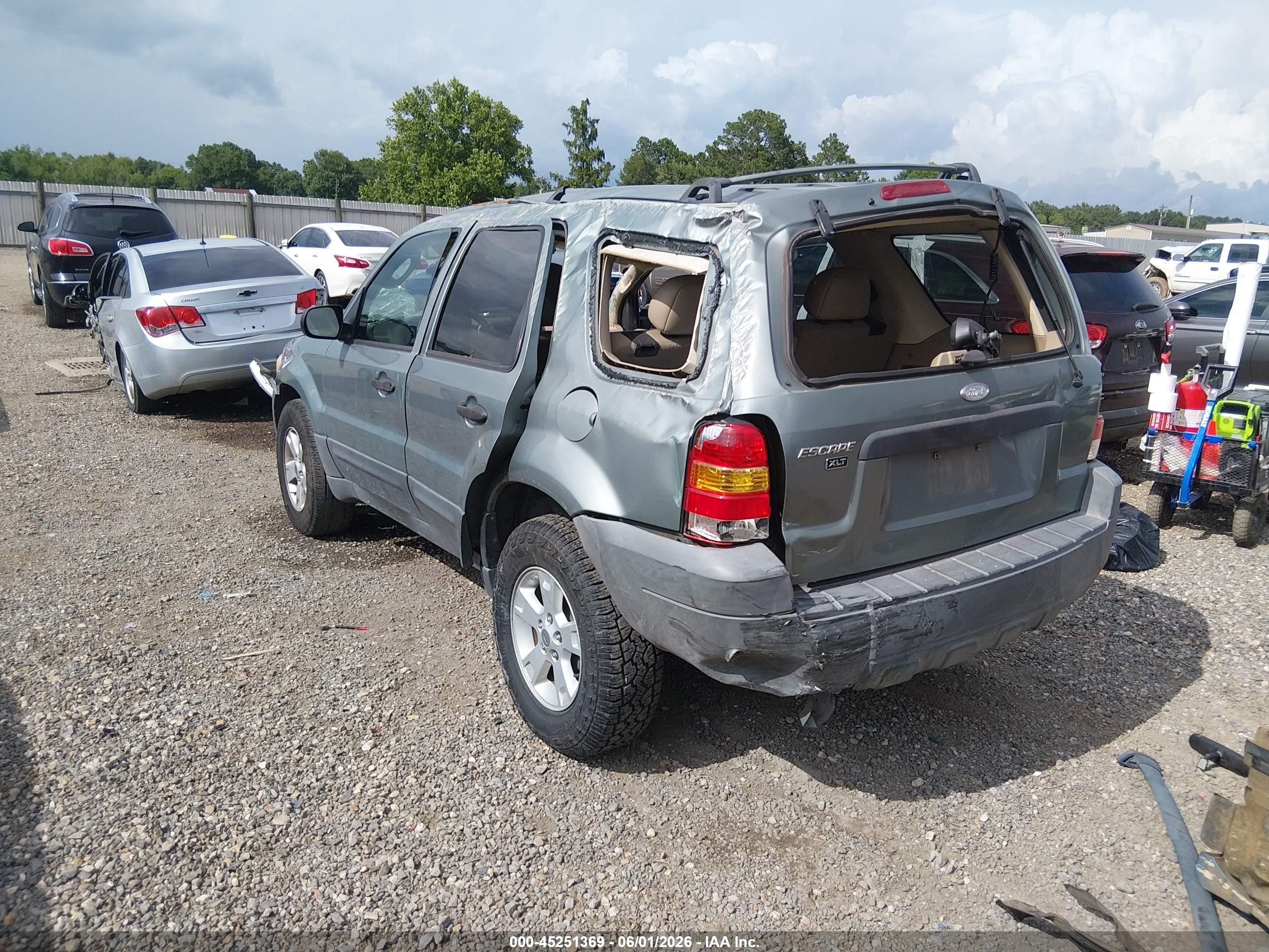 2005 Ford Escape Xlt Бирюзовый vin: 1FMYU031X5KA88235
