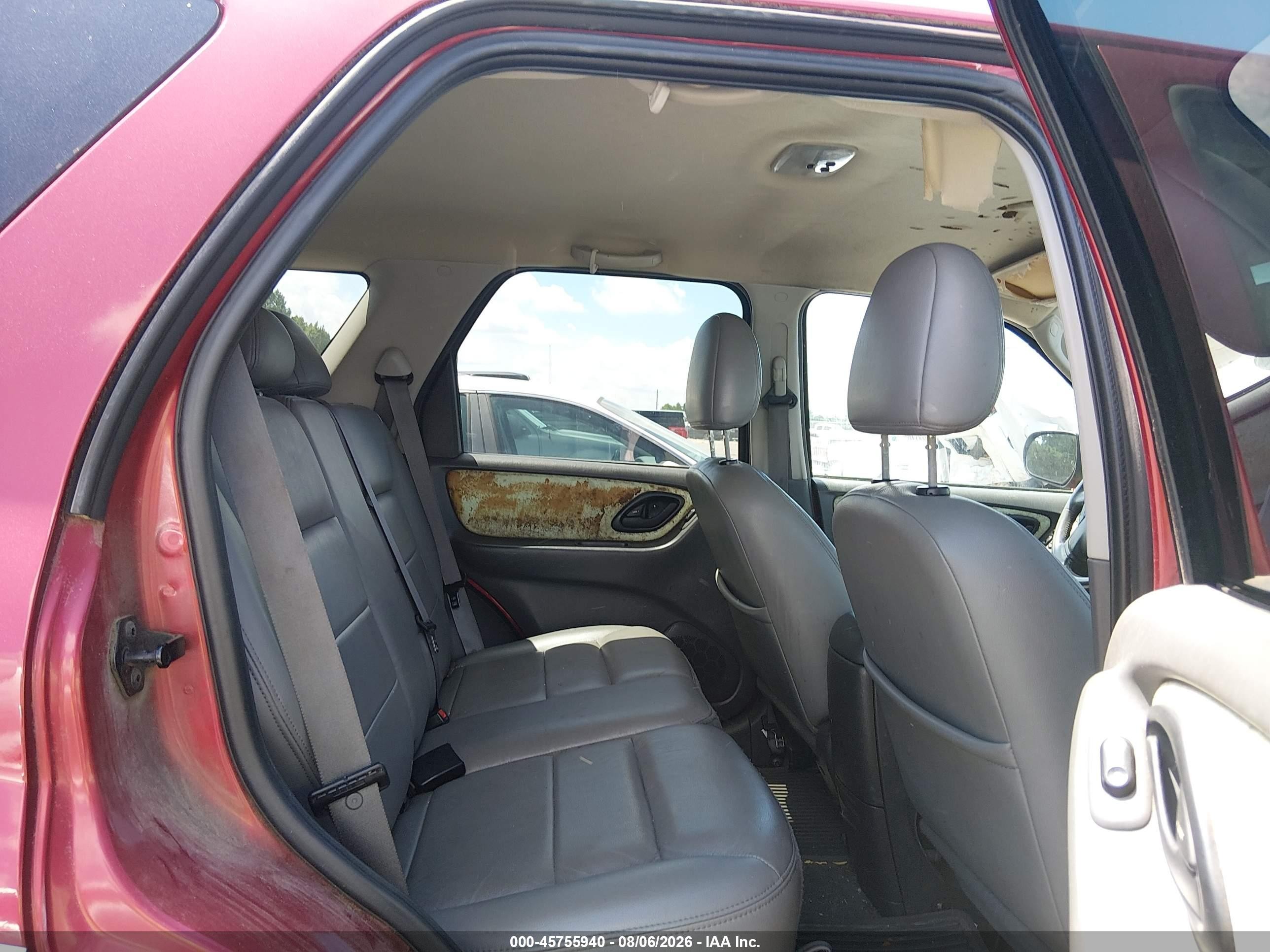 2005 Ford Escape Xlt Red vin: 1FMYU031X5KB01680