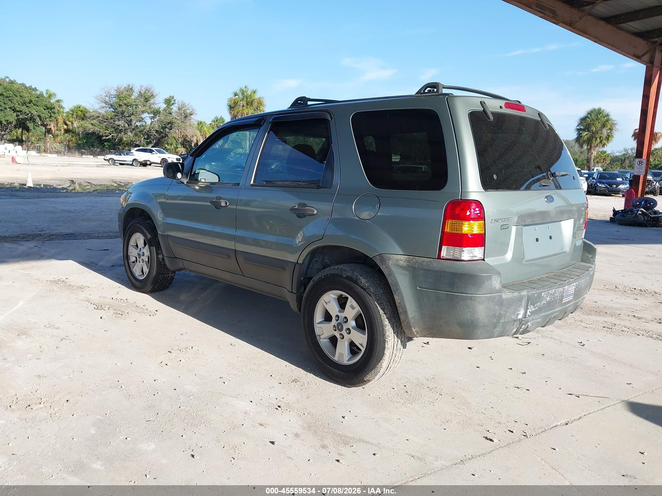 2007 Ford Escape Xlt Зеленый vin: 1FMYU03Z07KB95836