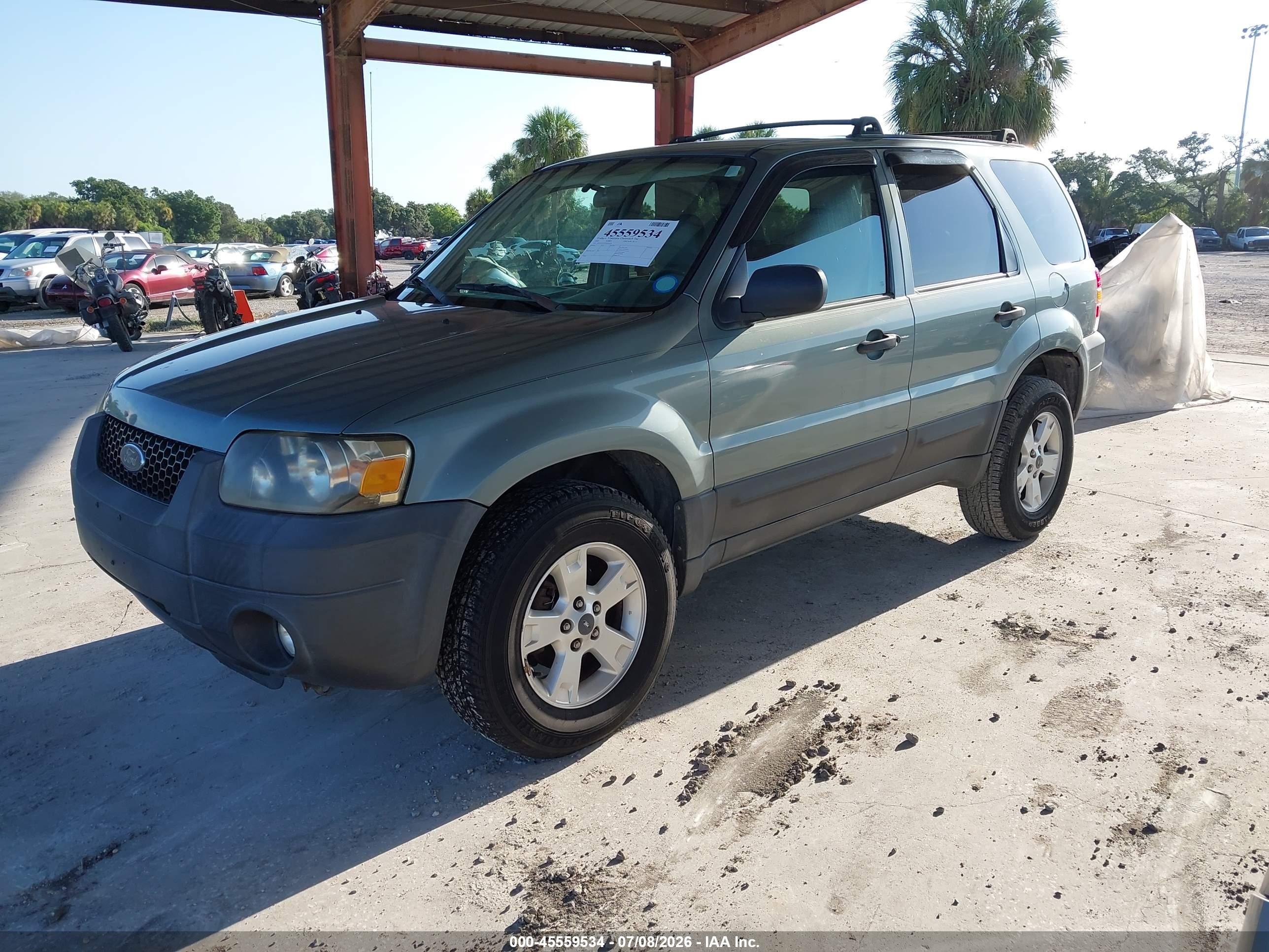 2007 Ford Escape Xlt Зеленый vin: 1FMYU03Z07KB95836