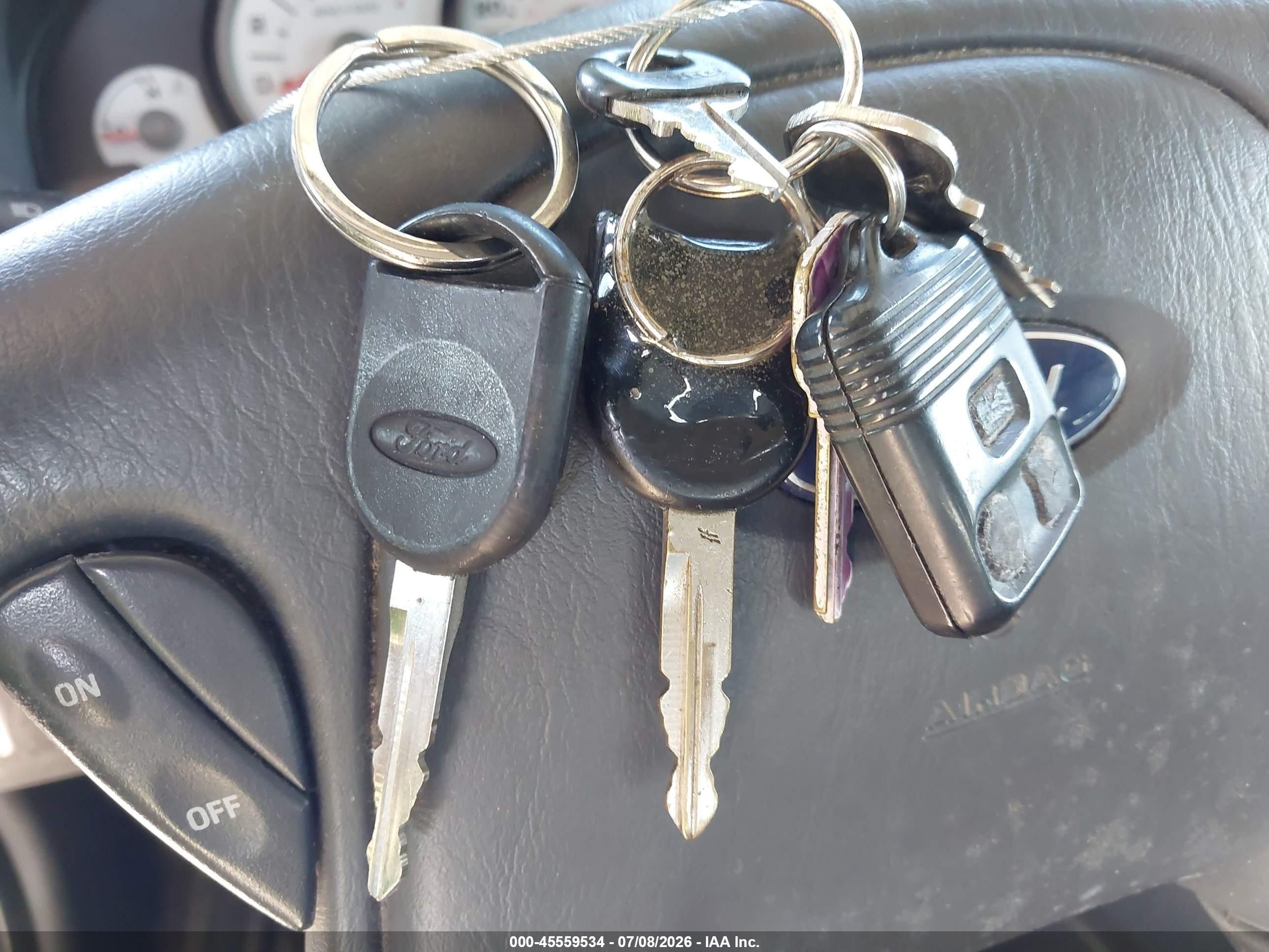2007 Ford Escape Xlt Зеленый vin: 1FMYU03Z07KB95836