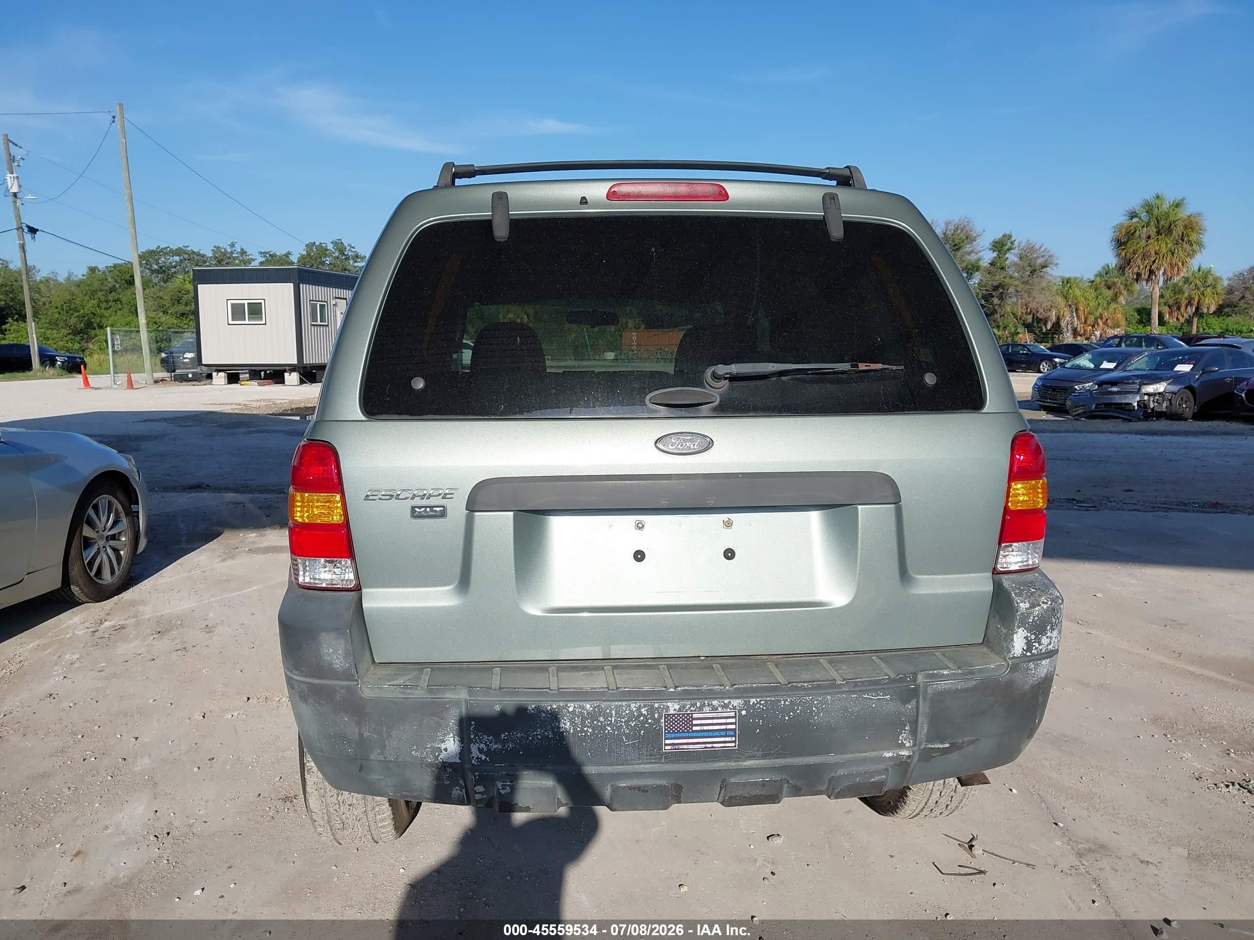 2007 Ford Escape Xlt Зеленый vin: 1FMYU03Z07KB95836