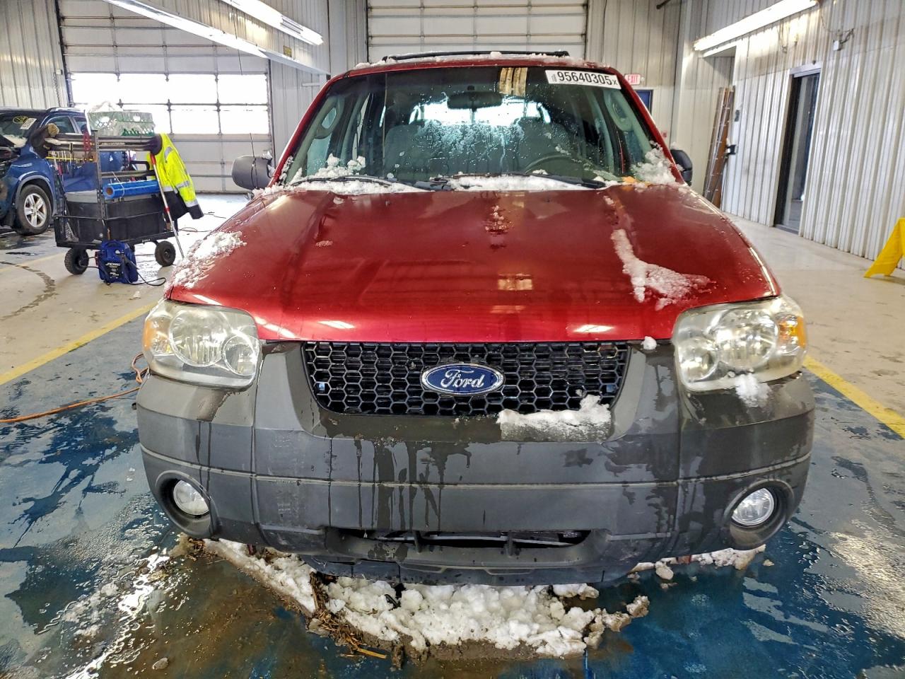 2007 Ford Escape Red vin: 1FMYU03Z37KA30587
