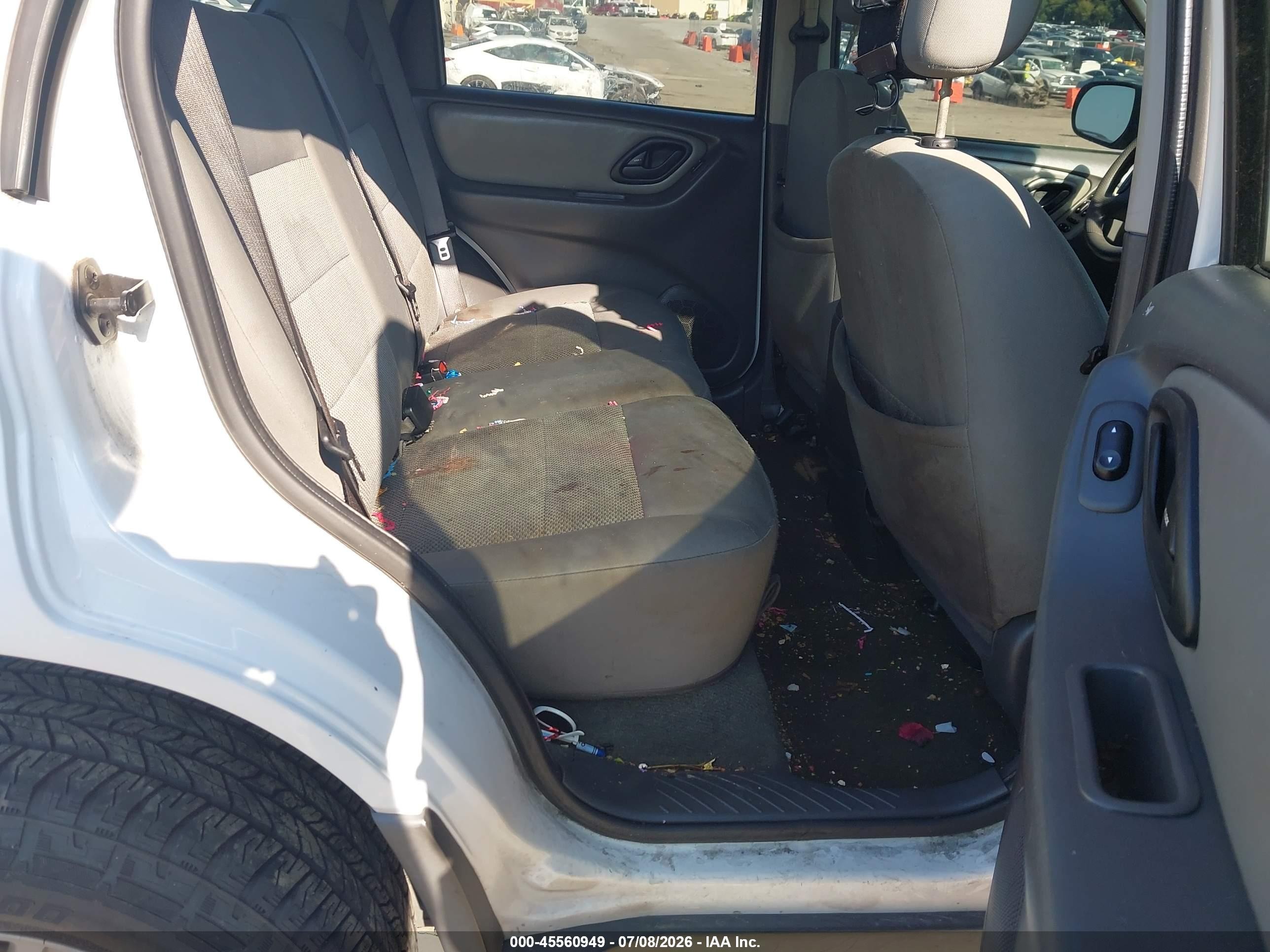 2007 Ford Escape Xlt White vin: 1FMYU03Z87KA91224