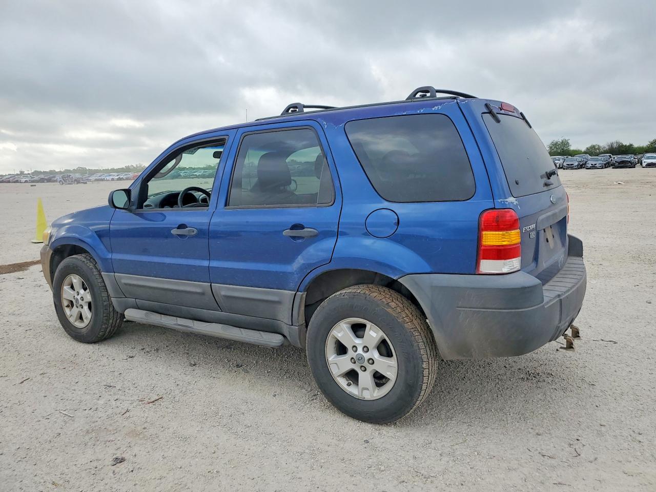 2007 Ford Escape Xlt Blue vin: 1FMYU03Z87KB36209