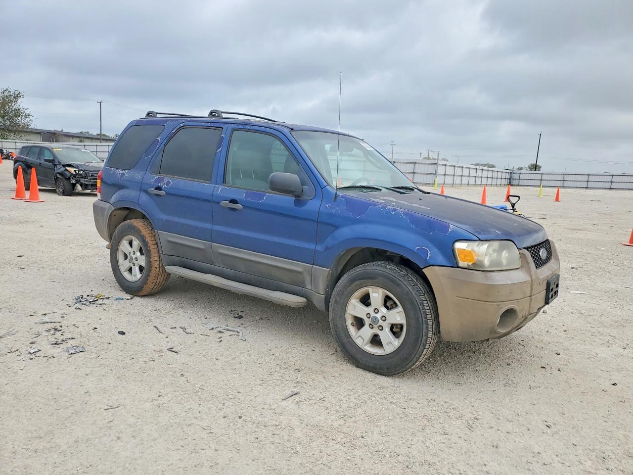 2007 Ford Escape Xlt Blue vin: 1FMYU03Z87KB36209