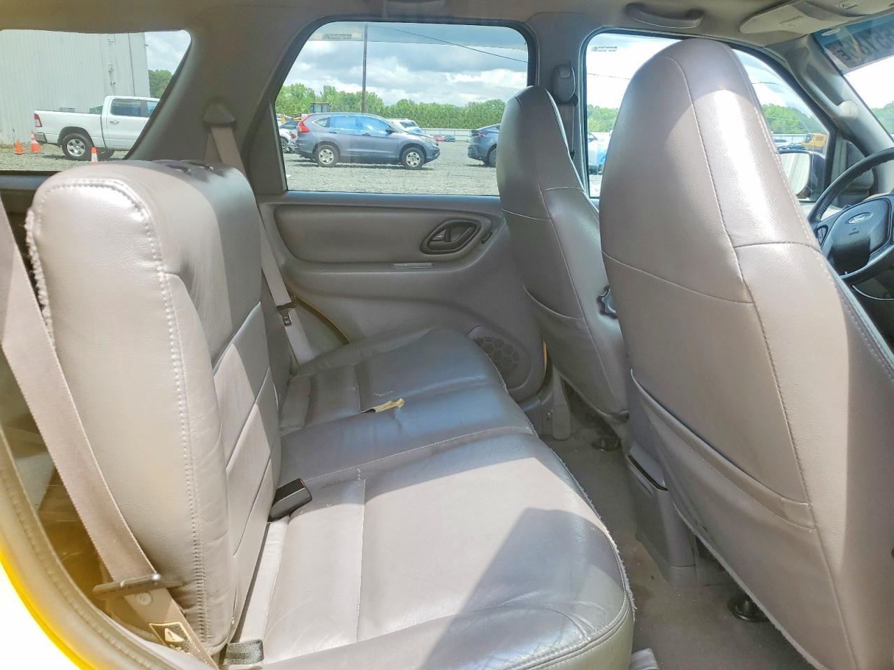 2001 Ford Escape Xlt Yellow vin: 1FMYU04111KB28887