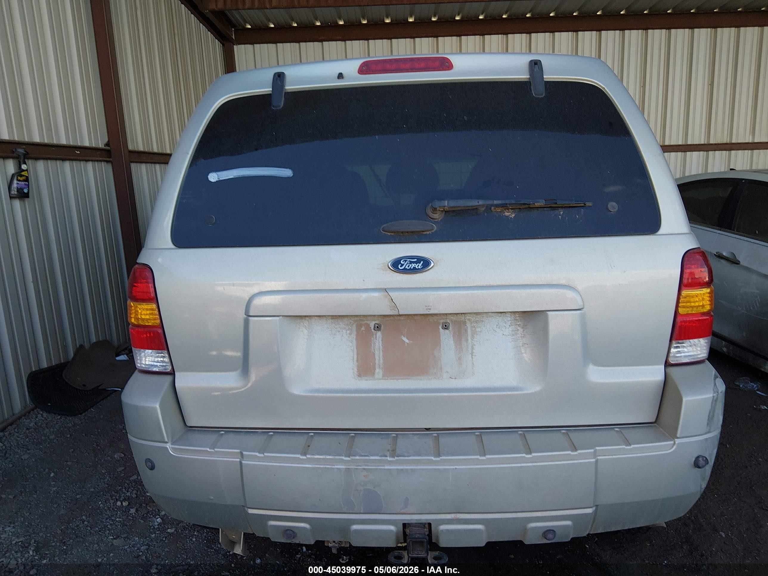2005 Ford Escape Limited Серебряный vin: 1FMYU04115KA48494