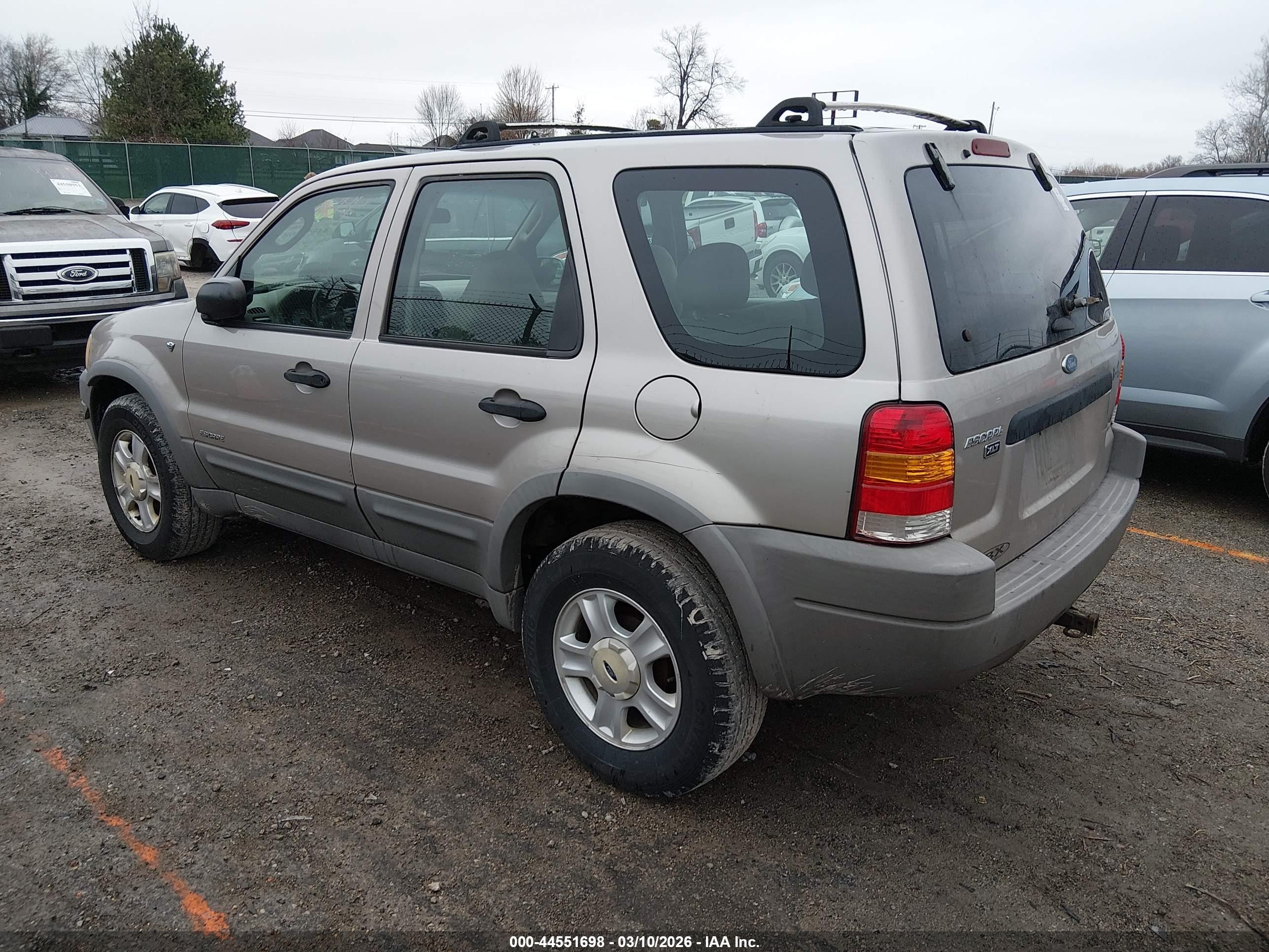2001 Ford Escape Xlt Gold vin: 1FMYU04121KC19019