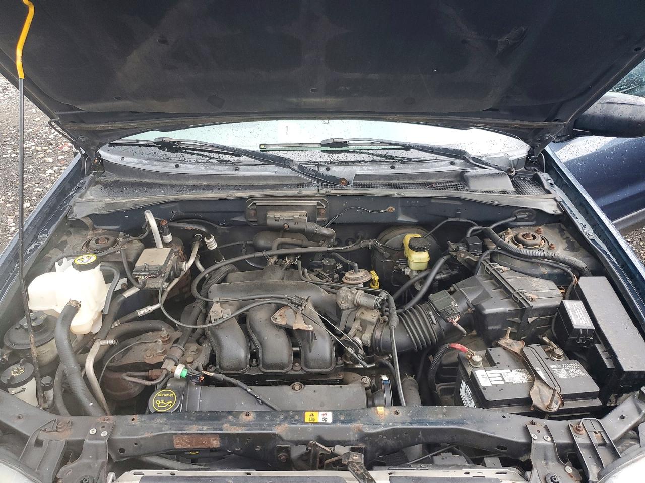2001 Ford Escape Xlt Синий vin: 1FMYU04131KC39490