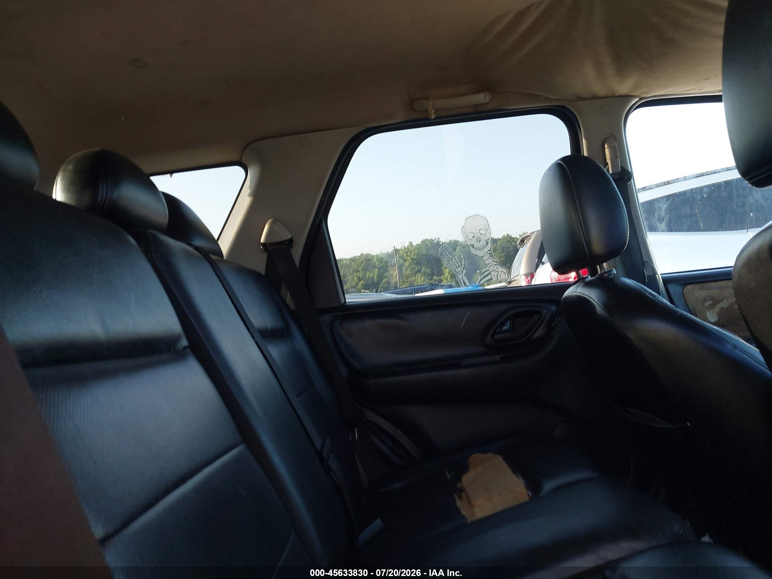 2005 Ford Escape Limited Серый vin: 1FMYU04135KD64558