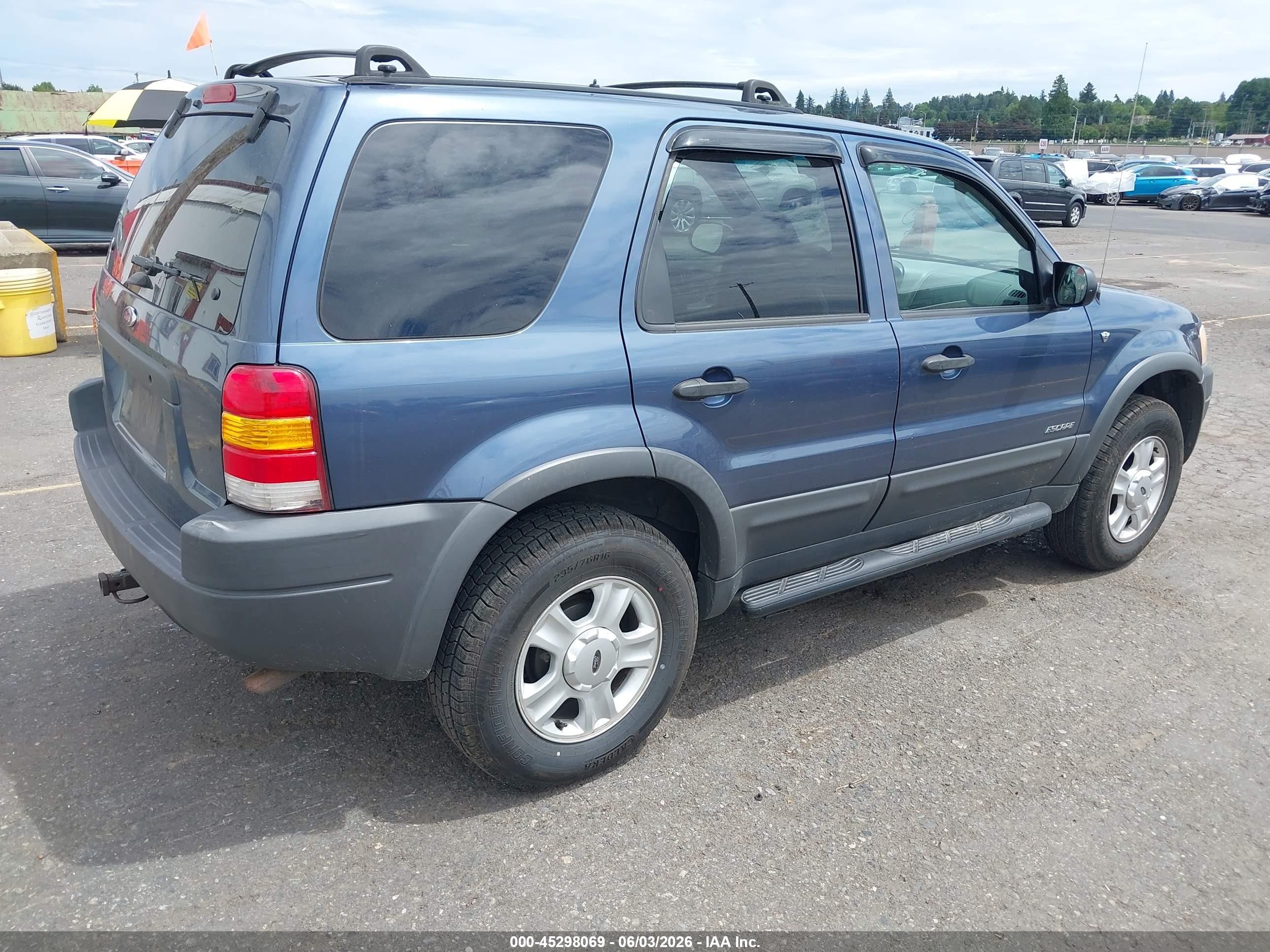 2001 Ford Escape Xlt Dark Blue vin: 1FMYU04141KD93657