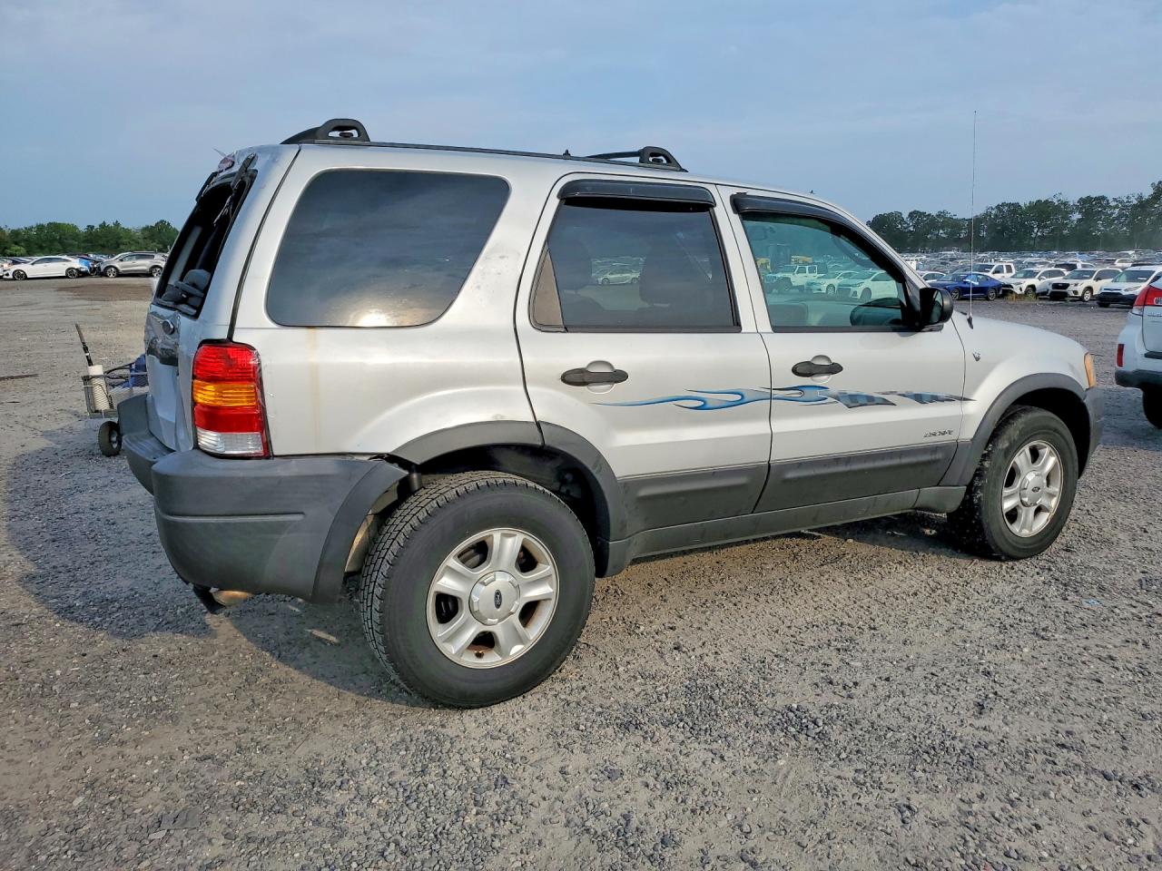 2002 Ford Escape Xlt Серебряный vin: 1FMYU04172KD10451