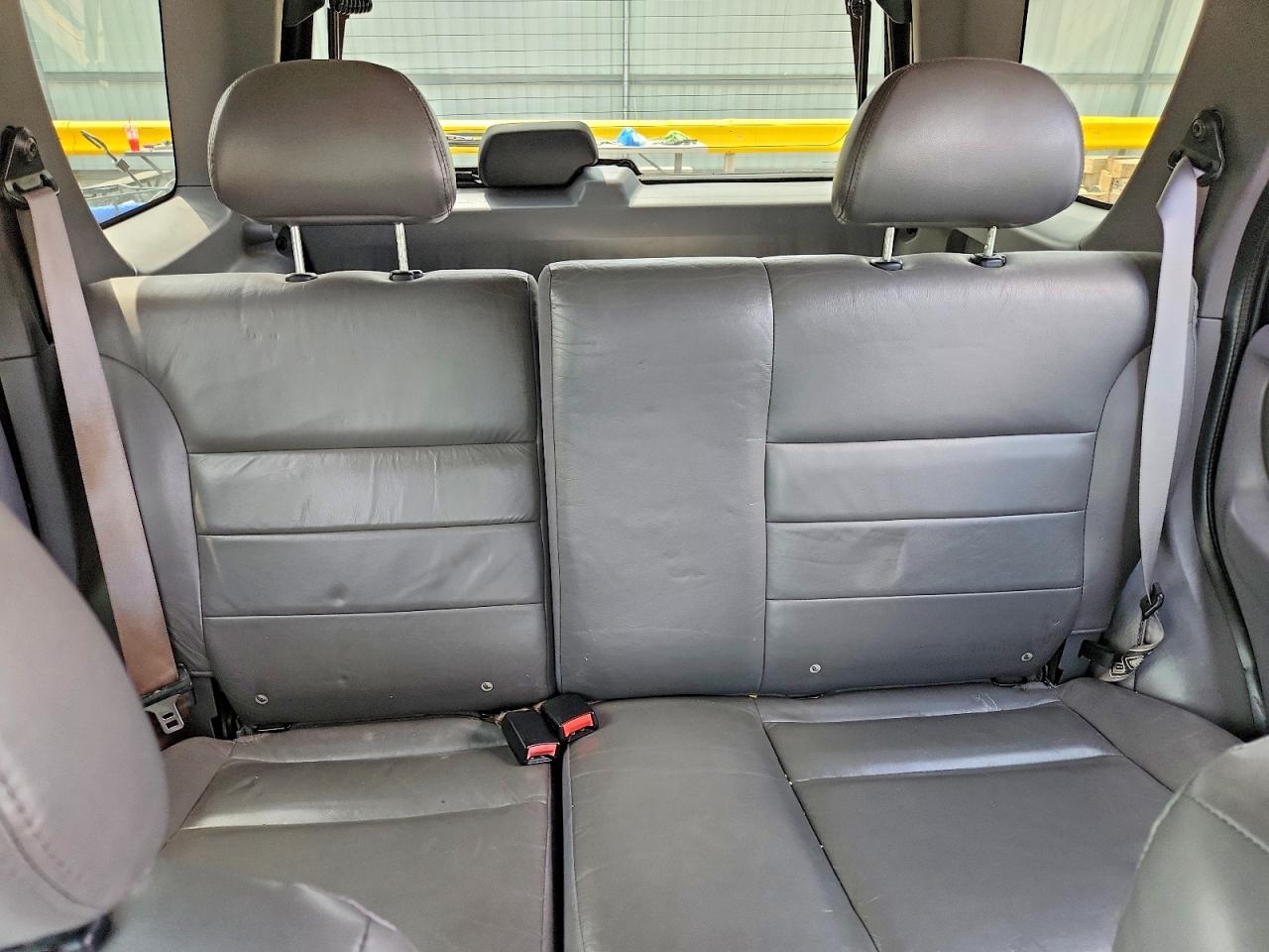 2002 Ford Escape Xlt Black vin: 1FMYU04192KA38100