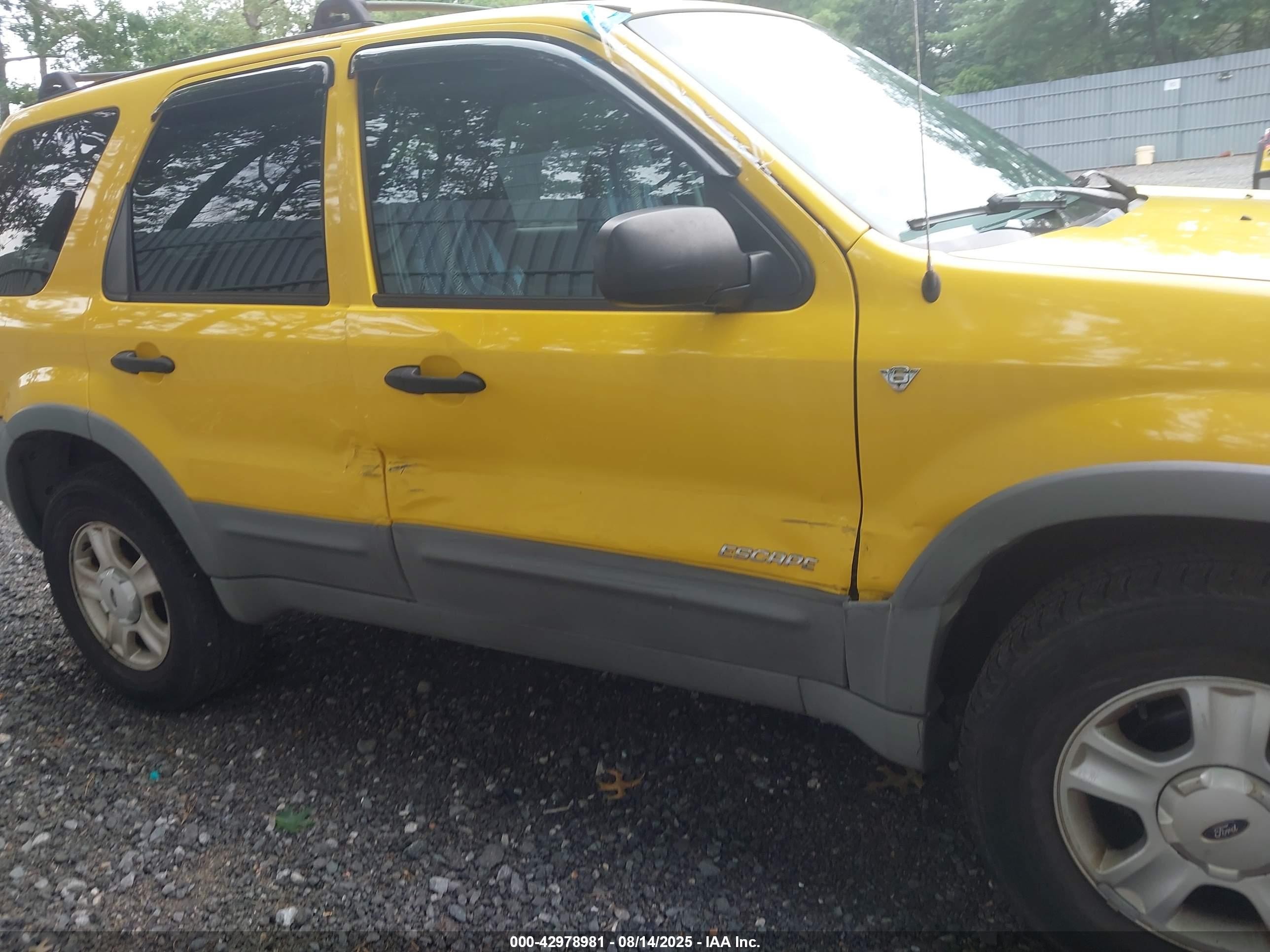 2001 Ford Escape Xlt Yellow vin: 1FMYU041X1KF94477
