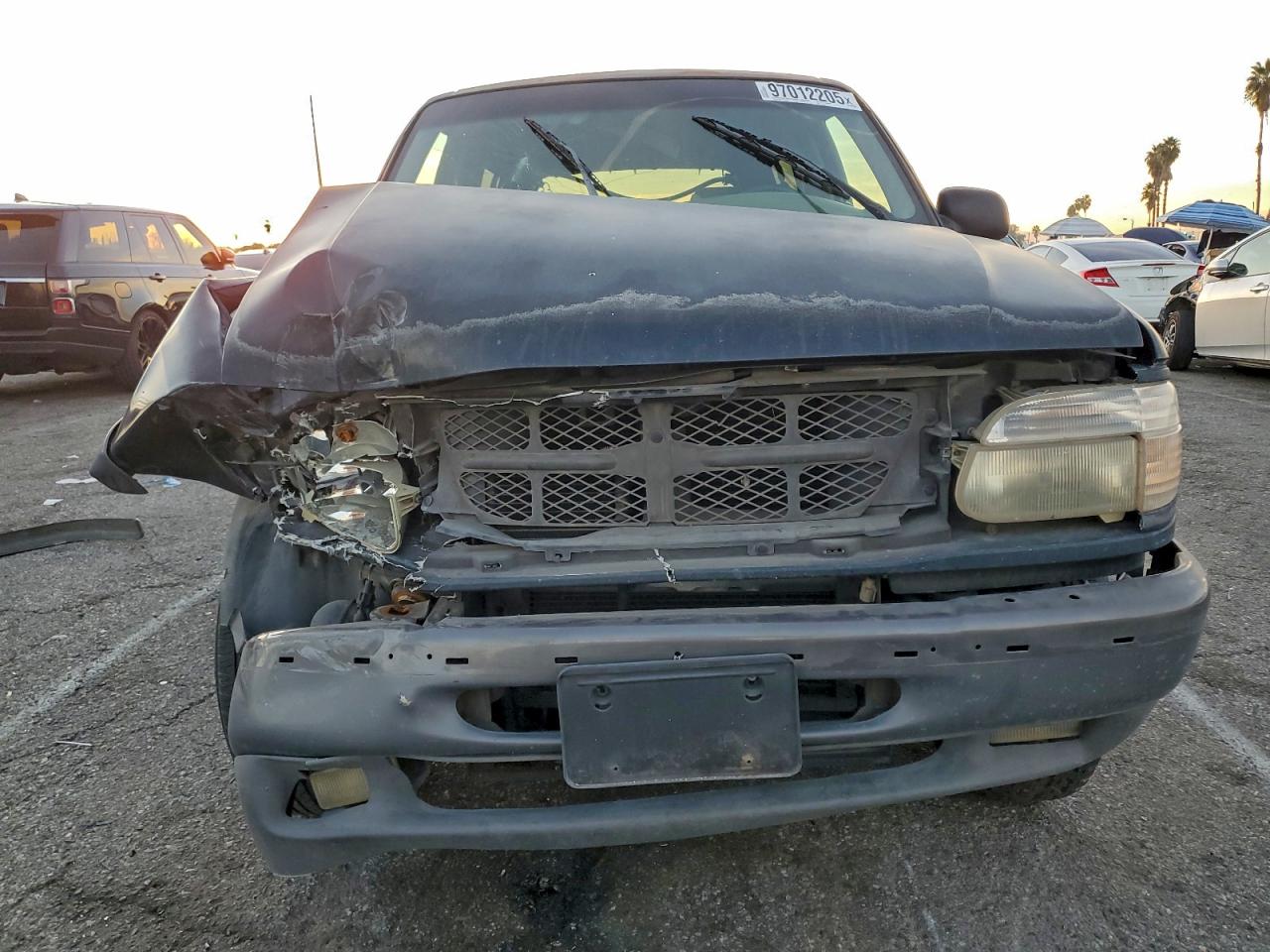 1998 Ford Explorer Black vin: 1FMYU22E1WUD12272