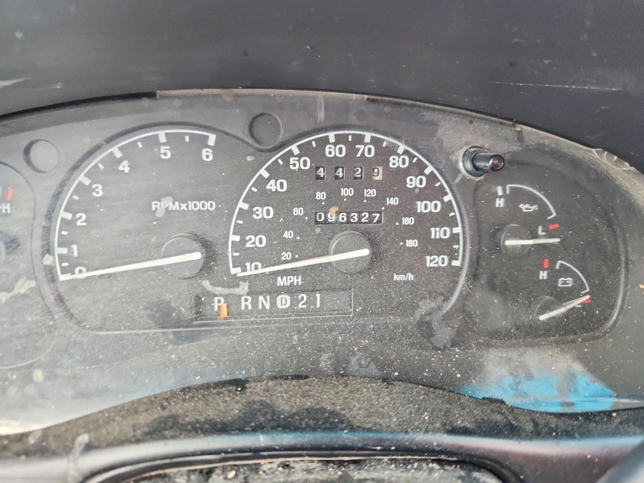 1998 Ford Explorer White vin: 1FMYU22E9WUC47199