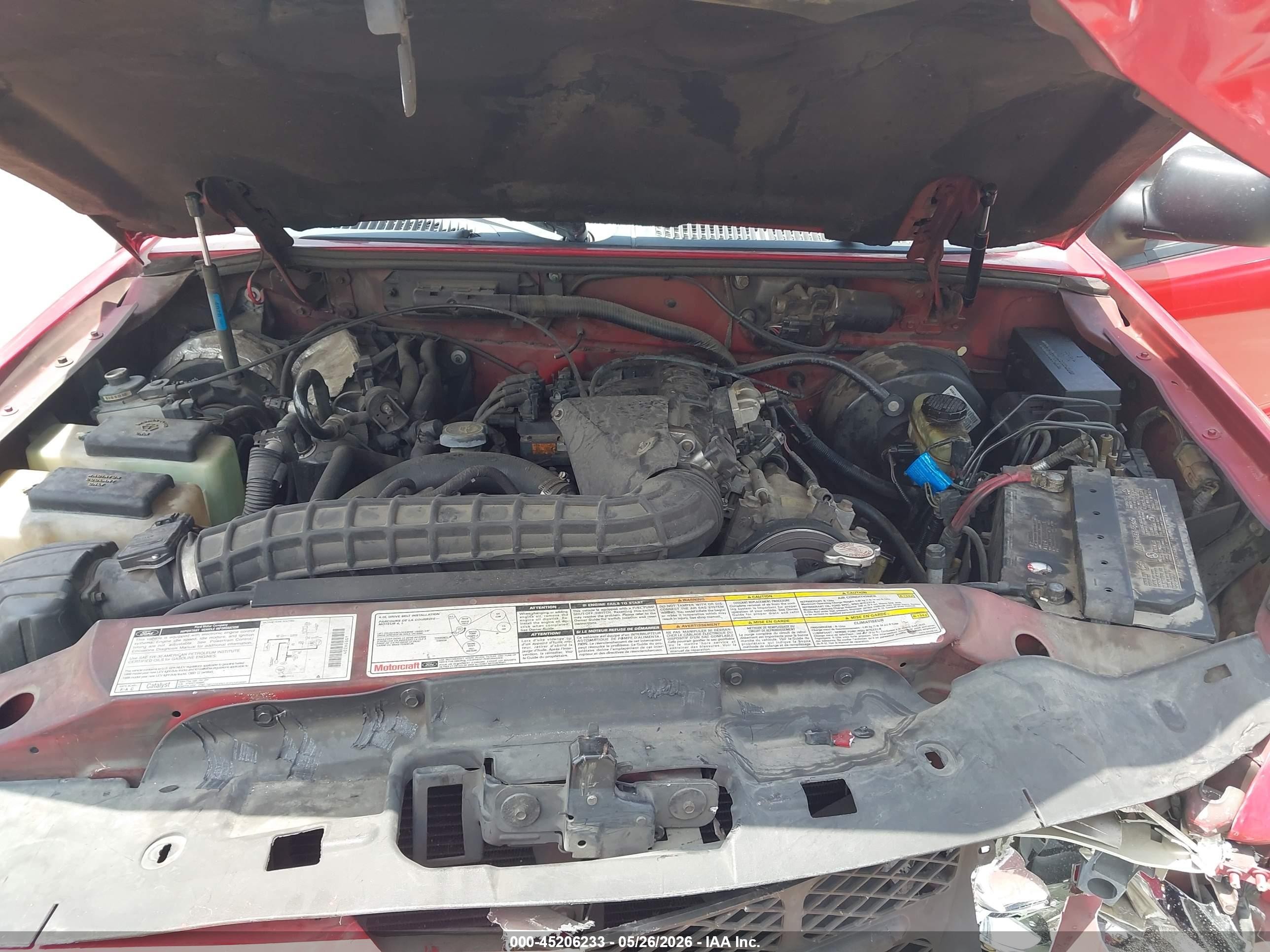 1999 Ford Explorer Sport Red vin: 1FMYU22X2XUB50977