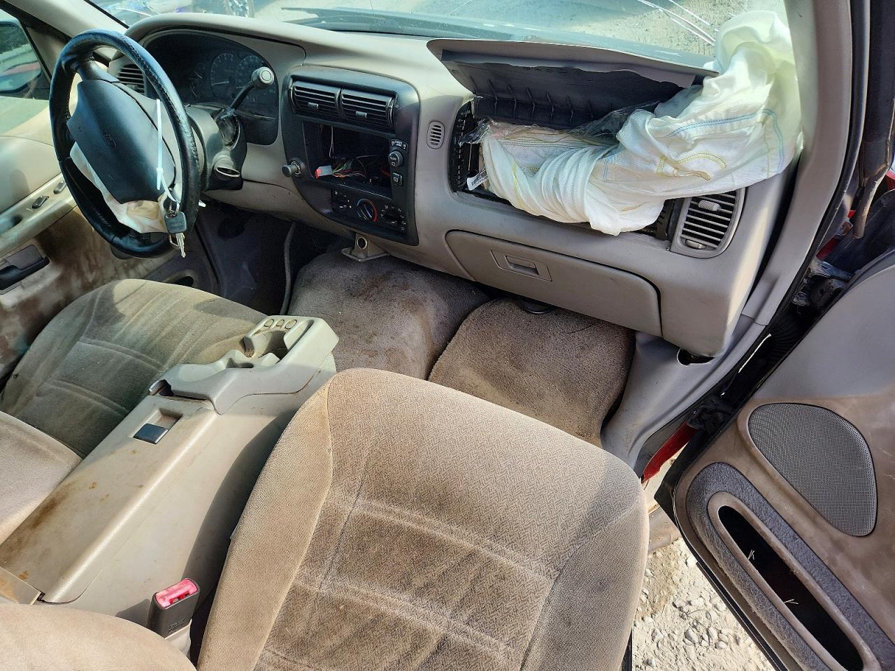 1999 Ford Explorer Blue vin: 1FMYU22X4XUB45313