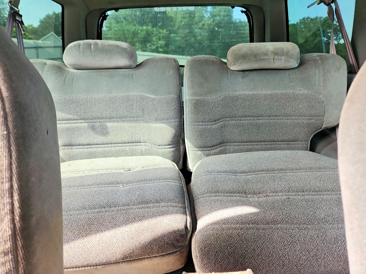 1999 Ford Explorer Blue vin: 1FMYU22X4XUB45313