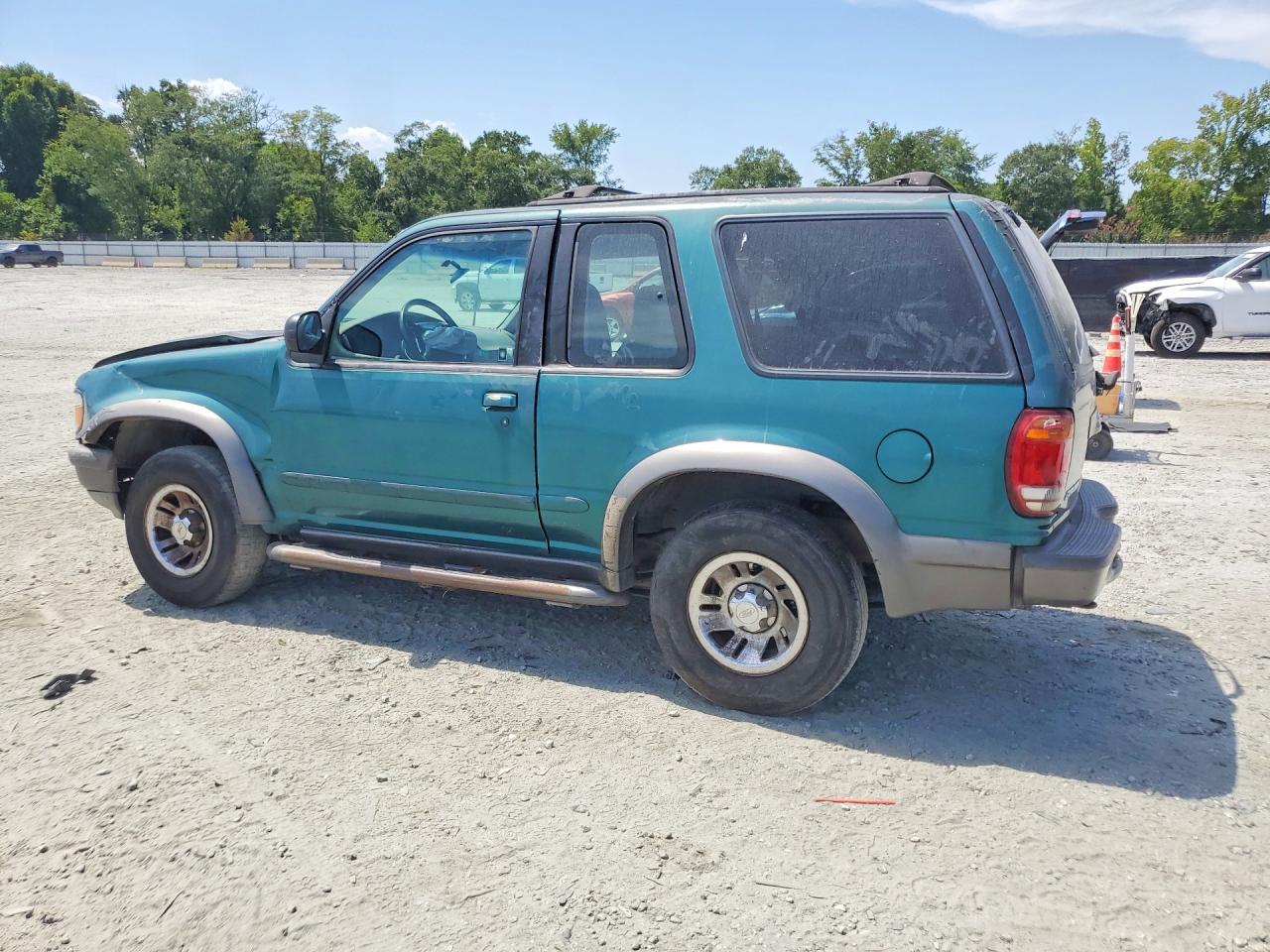 1998 Ford Explorer Green vin: 1FMYU22X6WUC46769