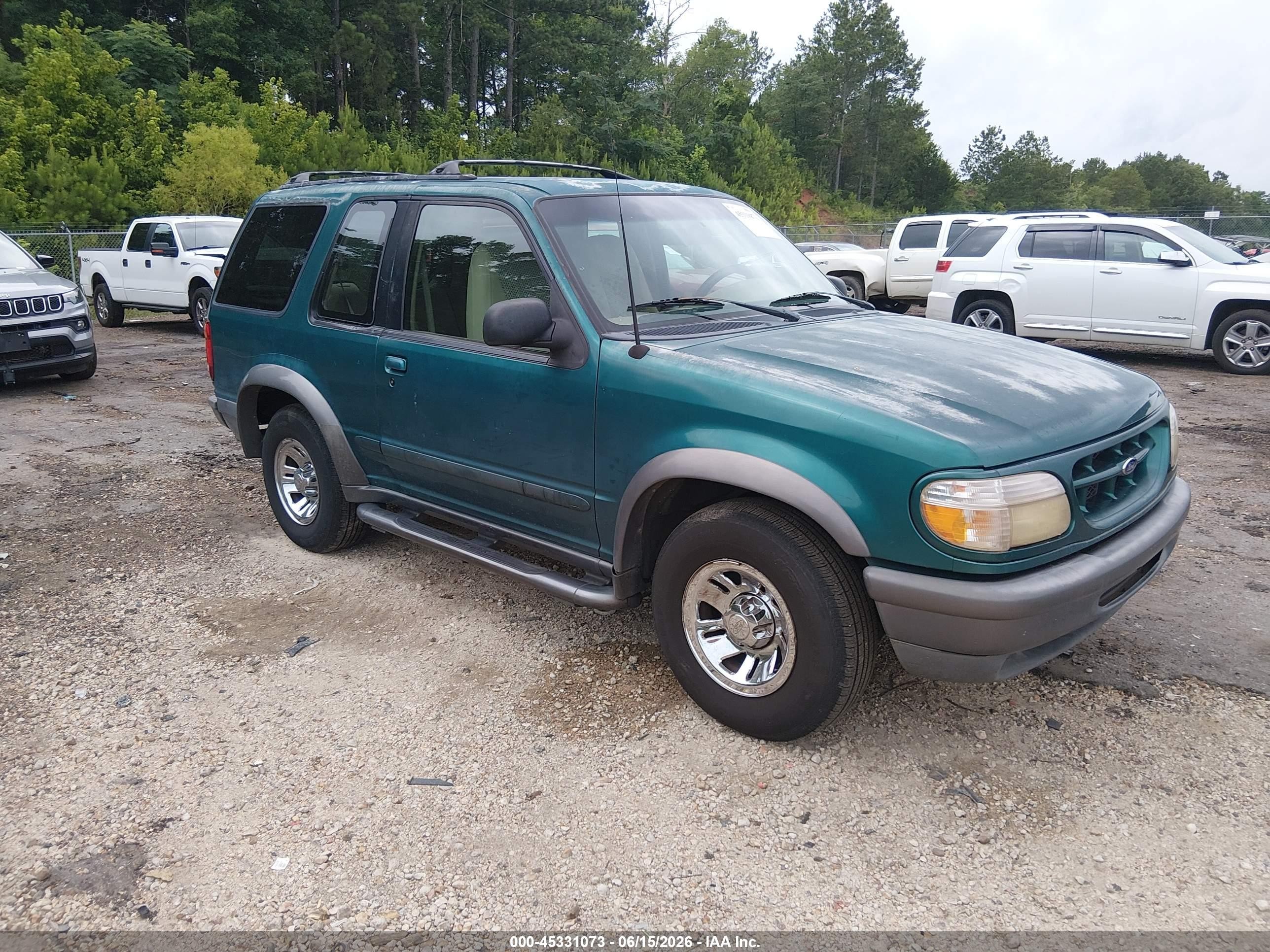 1998 Ford Explorer   Green vin: 1FMYU22XXWUC35533
