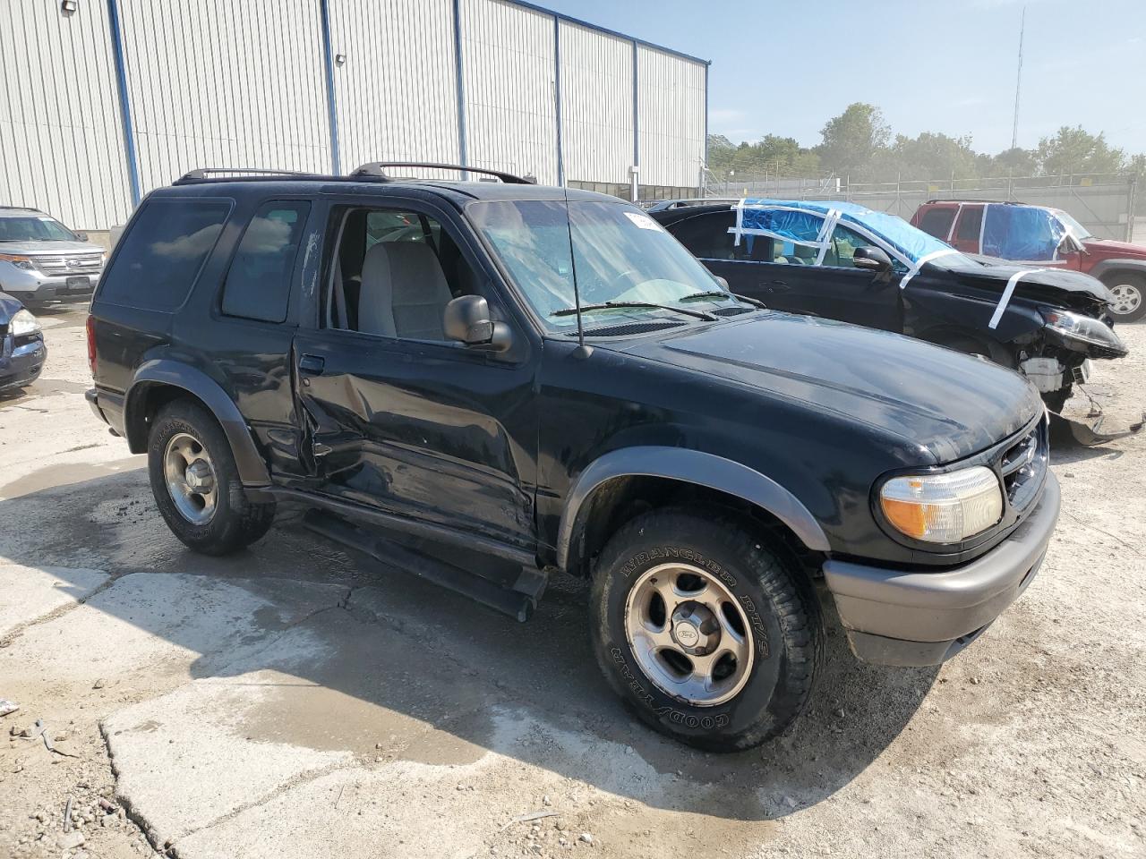 1998 Ford Explorer Black vin: 1FMYU24E3WUB89653